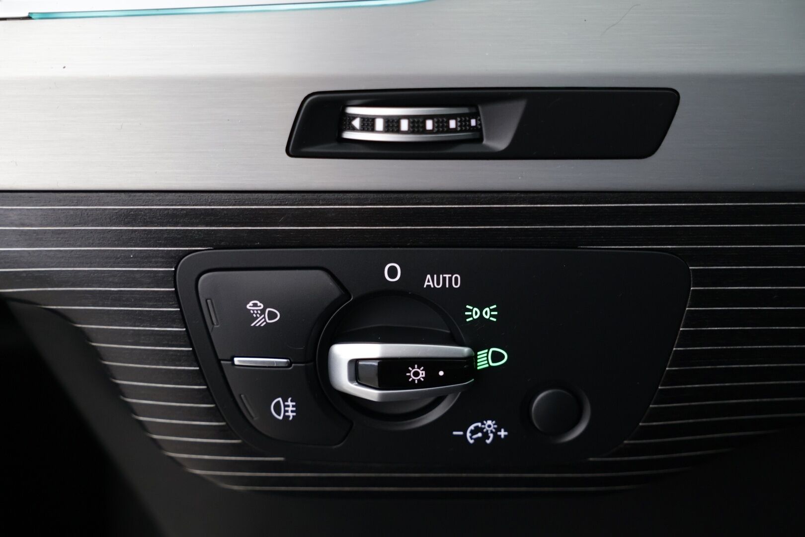 Audi Q7 2016 Business 3,0 V6 TDI 200 kW quattro tiptronic  *360 Kamera / Panoraama / BOSE äänentoisto / Muistipenkit / Ilma-alusta / 7.paik* - *360 Kamera / Panoraama / BOSE äänentoisto / Muistipenkit / Ilma-alusta / 7.paik* - HULLUT AVAJAISHULINAT KORKOTARJOUS 3,29 %