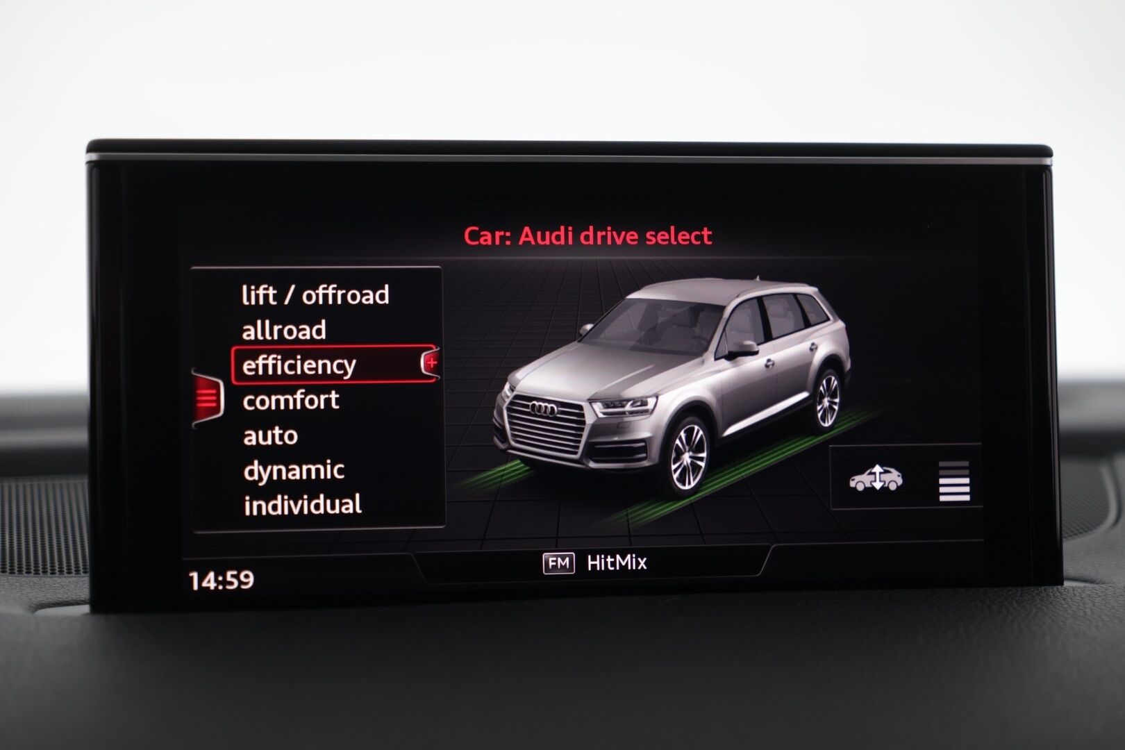 Audi Q7 2016 Business 3,0 V6 TDI 200 kW quattro tiptronic  *360 Kamera / Panoraama / BOSE äänentoisto / Muistipenkit / Ilma-alusta / 7.paik* - *360 Kamera / Panoraama / BOSE äänentoisto / Muistipenkit / Ilma-alusta / 7.paik* - HULLUT AVAJAISHULINAT KORKOTARJOUS 3,29 %