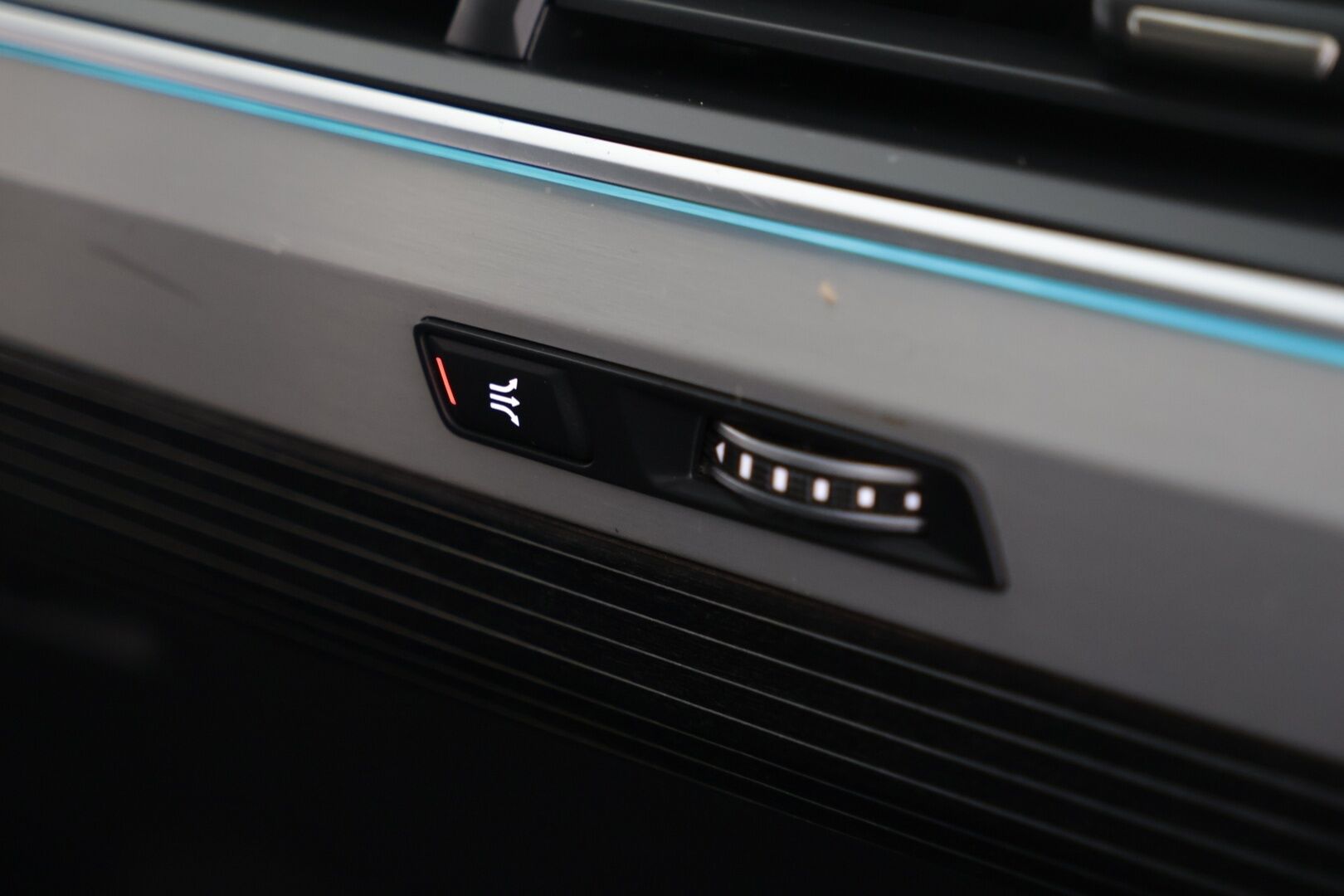 Audi Q7 2016 Business 3,0 V6 TDI 200 kW quattro tiptronic  *360 Kamera / Panoraama / BOSE äänentoisto / Muistipenkit / Ilma-alusta / 7.paik* - *360 Kamera / Panoraama / BOSE äänentoisto / Muistipenkit / Ilma-alusta / 7.paik* - HULLUT AVAJAISHULINAT KORKOTARJOUS 3,29 %