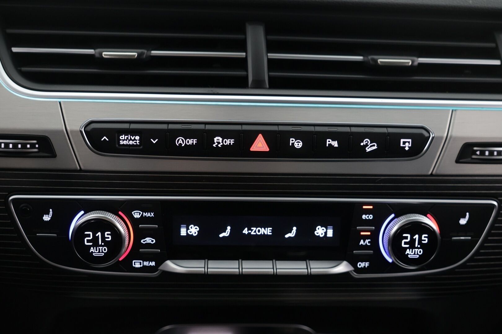 Audi Q7 2016 Business 3,0 V6 TDI 200 kW quattro tiptronic  *360 Kamera / Panoraama / BOSE äänentoisto / Muistipenkit / Ilma-alusta / 7.paik* - *360 Kamera / Panoraama / BOSE äänentoisto / Muistipenkit / Ilma-alusta / 7.paik*