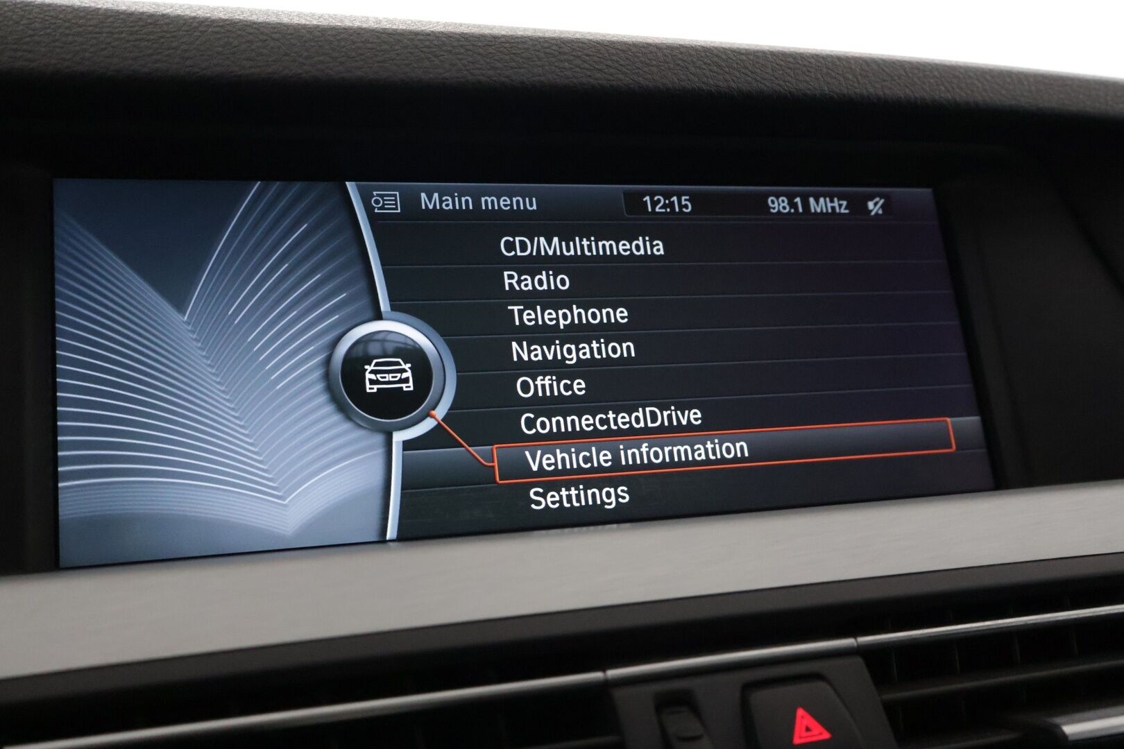 BMW 520 2012 F11 Touring 520d TwinPower Turbo A -  | Panorama | Nahkasisusta | Professional Navi | Sähköpenkit | P.tutkat | Pysäköintiavustin | Xenon |