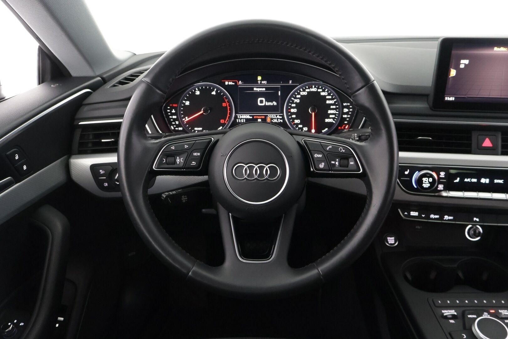 Audi A5 2019 Sportback Business Sport Comfort Edition 40 TDI 140 kW quattro S tronic *Koukku / Webasto / Tutkat / LED / Sähkökontti* - *Suomi-auto / 2x renkaat ja vanteet / Jakohihna vaihdettu 2025* - Osta nyt, maksa vasta ensi vuonna