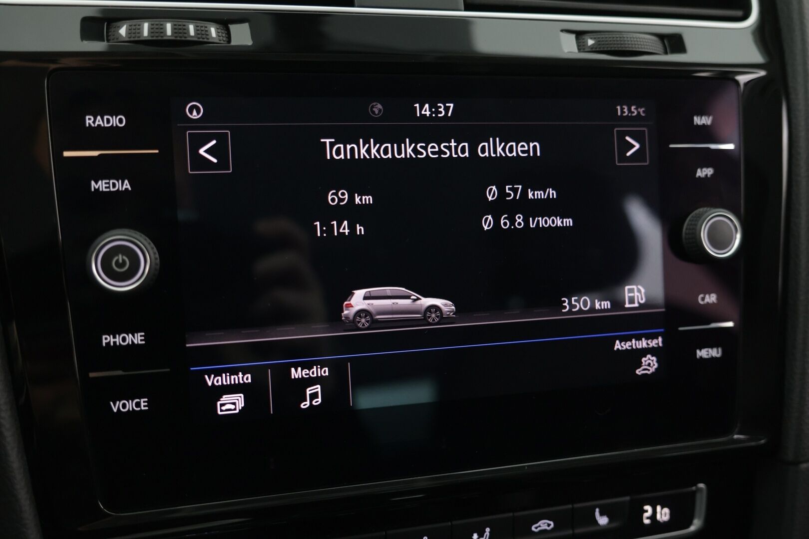 Volkswagen Golf 2019 Highline Limited 1,0 TSI 85 kW (115 hv) DSG-automaatti / Webasto / Adapt. Vakkari / P-kamera / KeylessGo / Apple&Android - 2-om. Suomi-auto / 2x aluvanteet / Huippurenkaat!