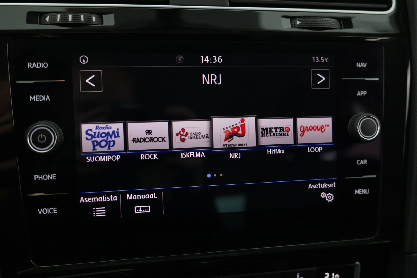 Volkswagen Golf 2019 Highline Limited 1,0 TSI 85 kW (115 hv) DSG-automaatti / Webasto / Adapt. Vakkari / P-kamera / KeylessGo / Apple&Android - 2-om. Suomi-auto / 2x aluvanteet / Huippurenkaat!