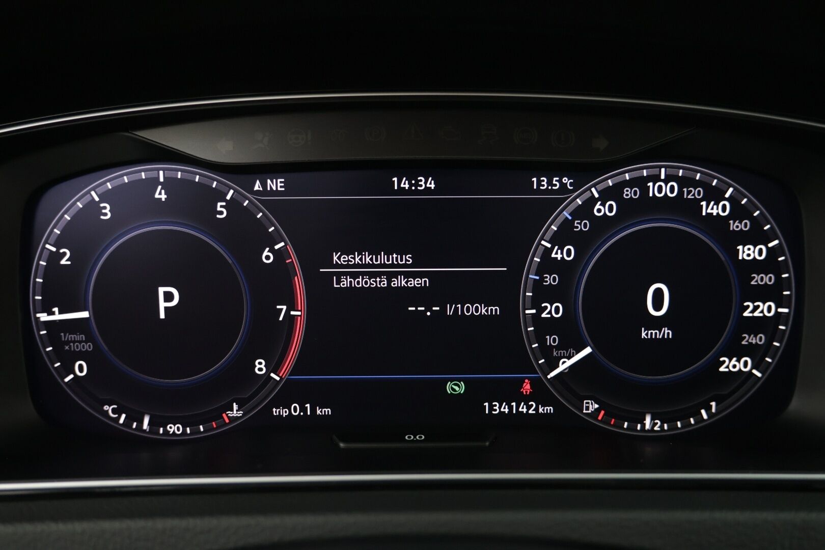 Volkswagen Golf 2019 Highline Limited 1,0 TSI 85 kW (115 hv) DSG-automaatti / Webasto / Adapt. Vakkari / P-kamera / KeylessGo / Apple&Android - 2-om. Suomi-auto / 2x aluvanteet / Huippurenkaat!