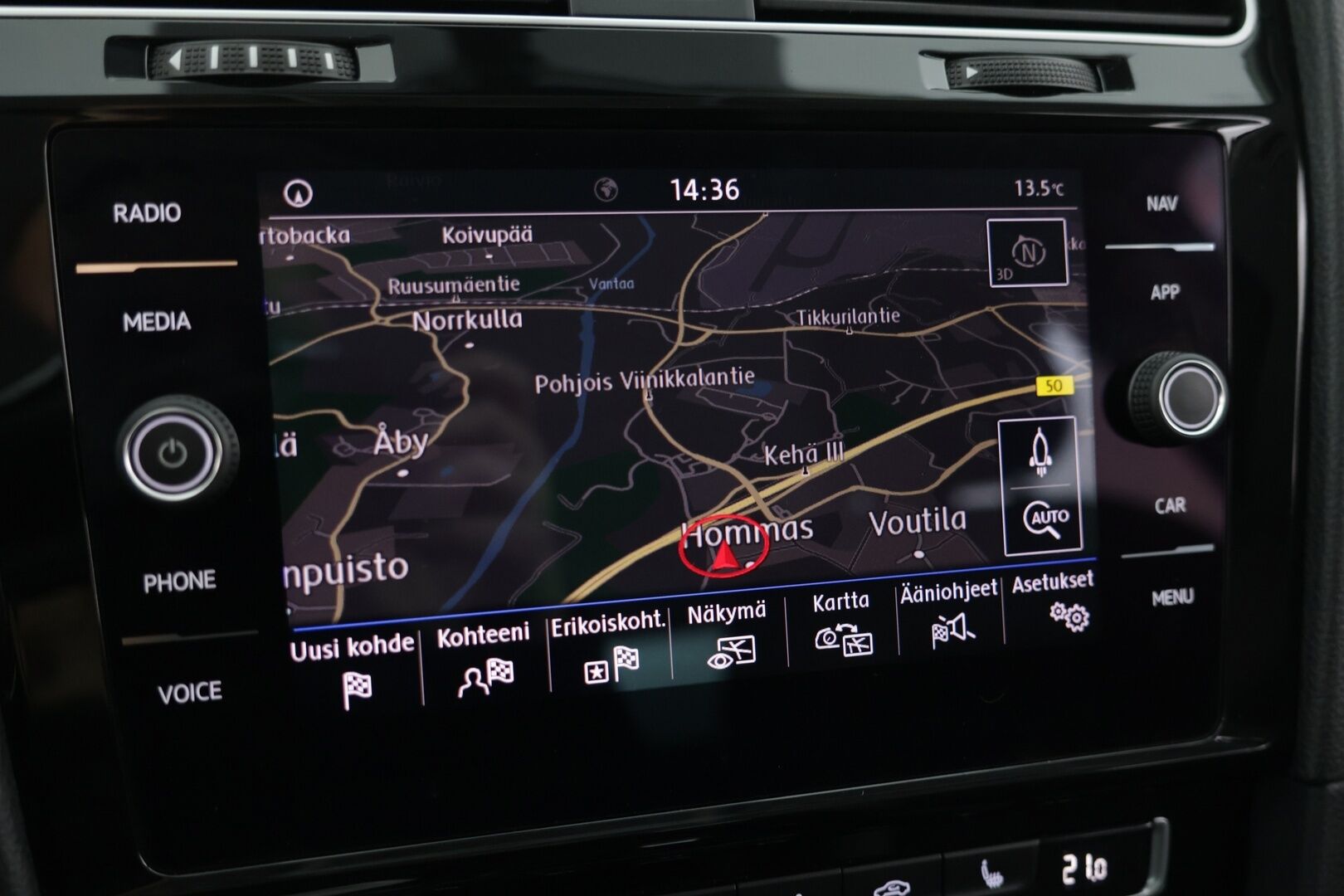 Volkswagen Golf 2019 Highline Limited 1,0 TSI 85 kW (115 hv) DSG-automaatti / Webasto / Adapt. Vakkari / P-kamera / KeylessGo / Apple&Android - 2-om. Suomi-auto / 2x aluvanteet / Huippurenkaat!