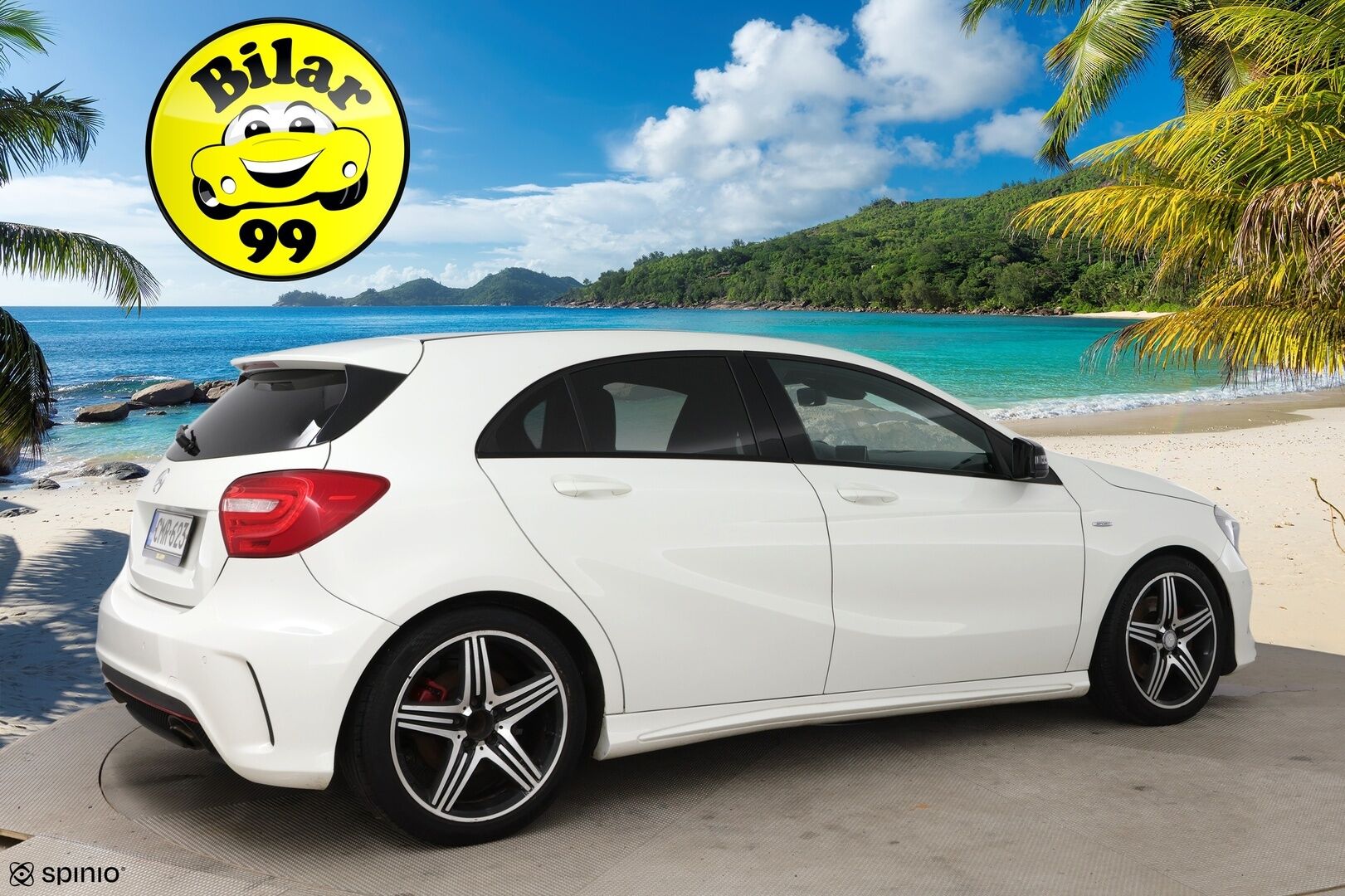 Mercedes-Benz A 2013 250 Sport A Premium Business AMG / Panorama / Harman/Kardon / Nahat / Comand / Bi-Xenon / Vakkari / - Jakoketju vaihdettu! / Punaiset vyöt / Night package /