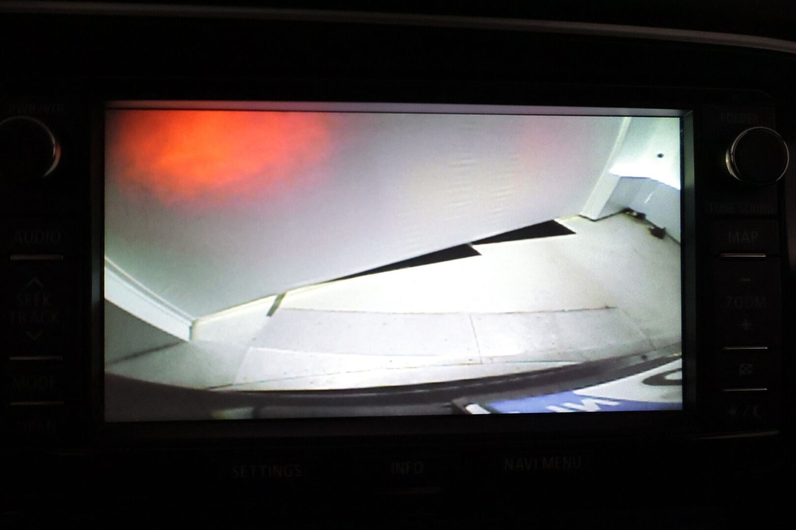 Mitsubishi Outlander PHEV 2014 Instyle Navi 4WD 5P * Nahat / Panoraama / Navi / Peruutuskamera / Rockford Premium Audio / Keylessgo * - * Juuri katsastettu / Hyvillä varusteilla  * 