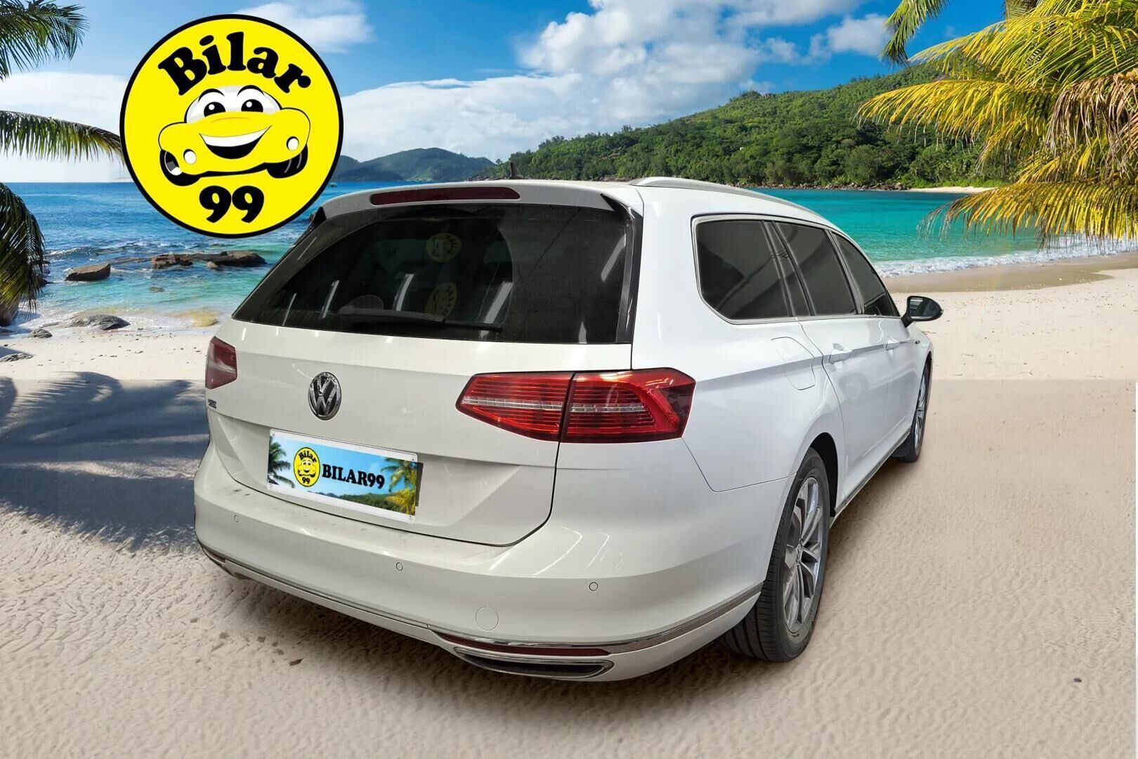 Volkswagen Passat 2016 Variant GTE Plug-In Hybrid 160 kW (218 hv) DSG  * Webasto / ACC / Dynaudio / Koukku / P.kamera & tutkat / Sporttipenkit * - HULLUT AVAJAISHULINAT KORKOTARJOUS 3,29 %