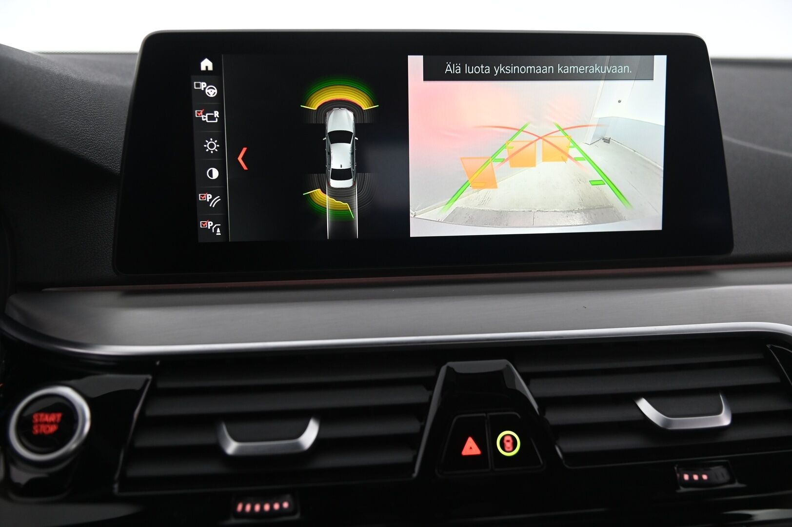 BMW 530 2019 G30 Sedan 530e A Charged Edition*M-Sport Ratti / Hifit / Sport penkit / Koukku / Navi*