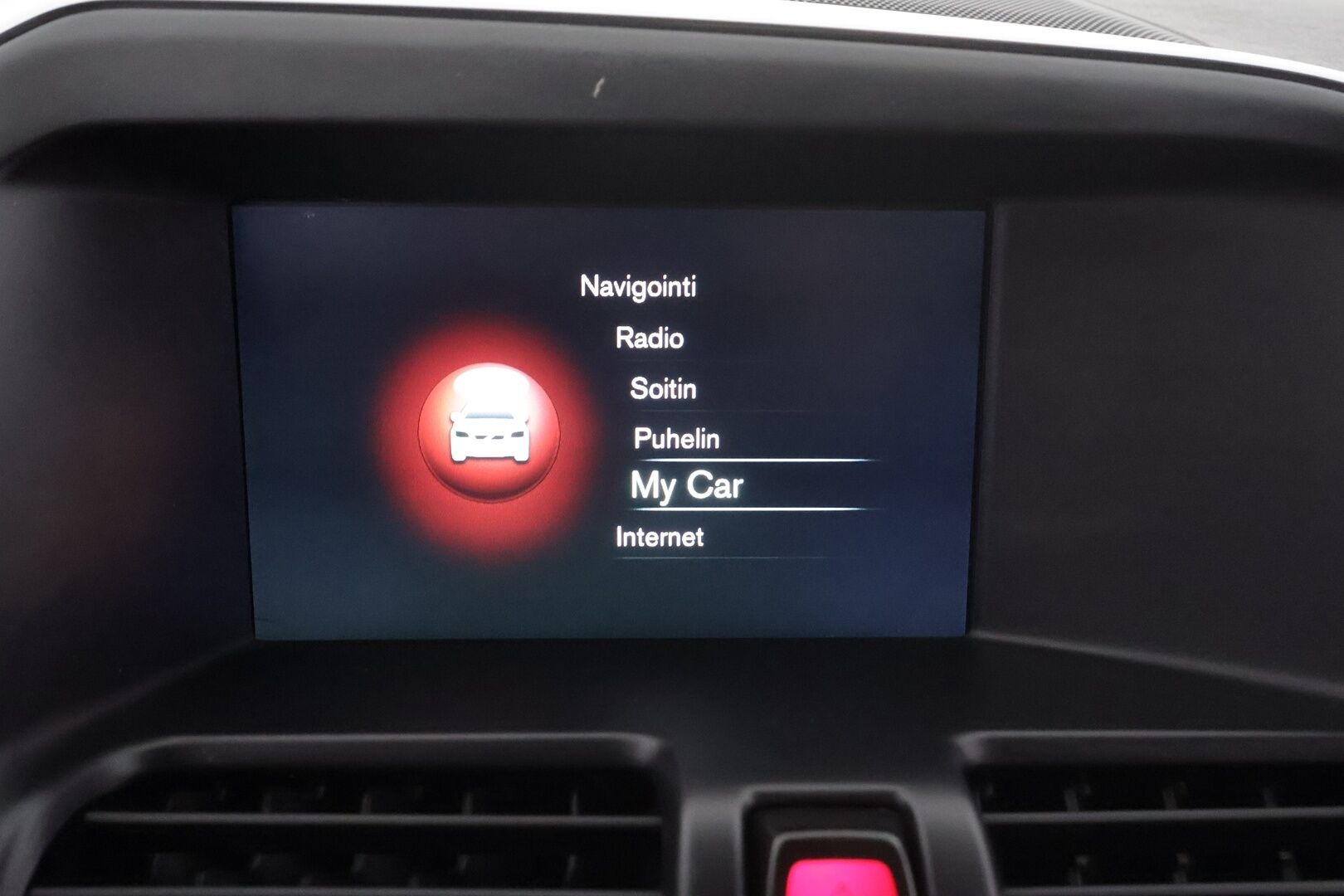 Volvo XC60 2016 D4 AWD Business aut * H&K / Webasto / Koukku / Xenon / Panorama / Kaistavahti / Navi * - Muistipenkki / P.tutkat / Kahdet renkaat aluvanteilla