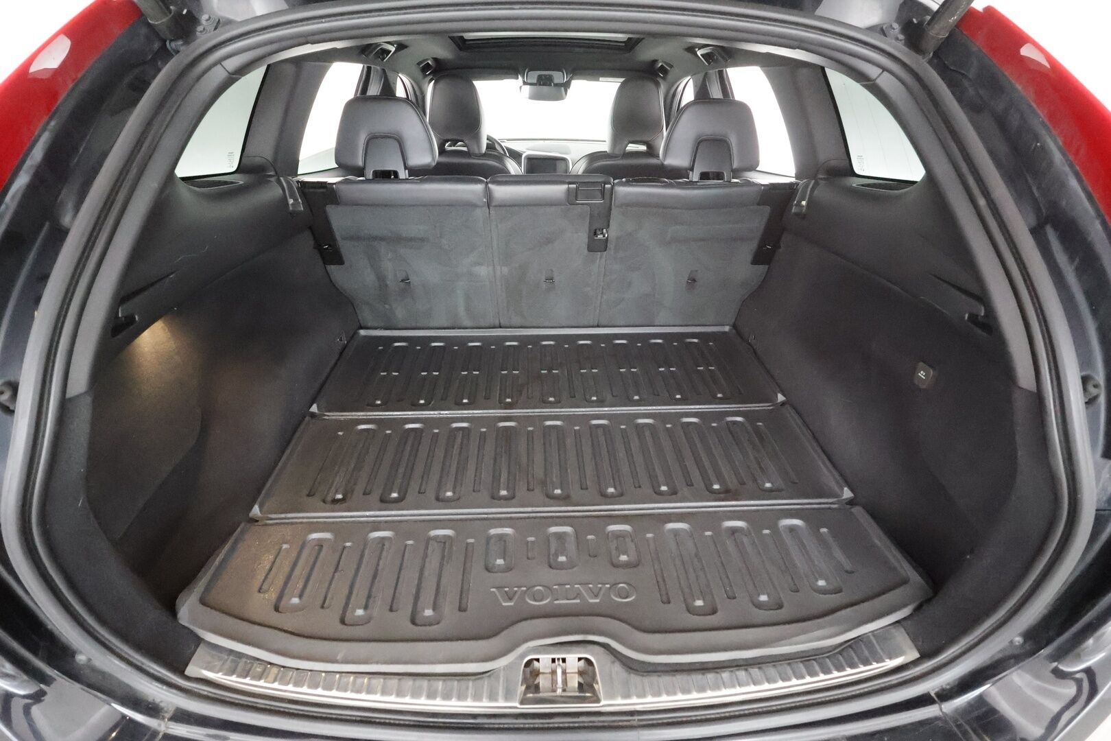 Volvo XC60 2016 D4 AWD Business aut * H&K / Webasto / Koukku / Xenon / Panorama / Kaistavahti / Navi * - Muistipenkki / P.tutkat / Kahdet renkaat aluvanteilla