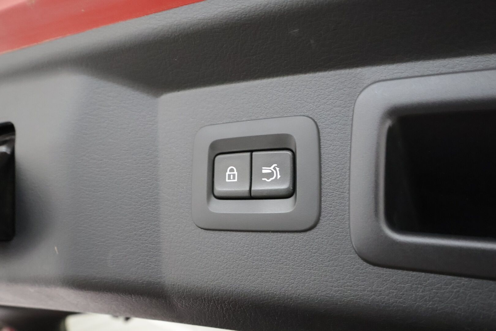 Mazda CX-60 2023 2.5 PHEV 8AT AWD Exclusive-Line Comfort * HUD / Bose / ACC / 360 / Ilmastoitu Muistipenkki / LED / Navi / Keyless * - Suomi-auto / 2x Latauskaapelit / Kahdet renkaat aluvanteilla