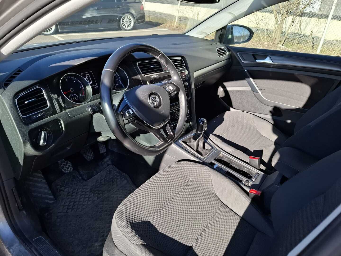 Volkswagen Golf 2019 Variant Comfortline 1,6 TDI SCR 85 kW (115 hv) *Suomi-auto / Webasto / P-kamera / ACC* - *2x-renkaat / Jakohihna vaihdettu / Juuri saapunut Tampereelle!* - HULLUT AVAJAISHULINAT KORKOTARJOUS 3,29 %