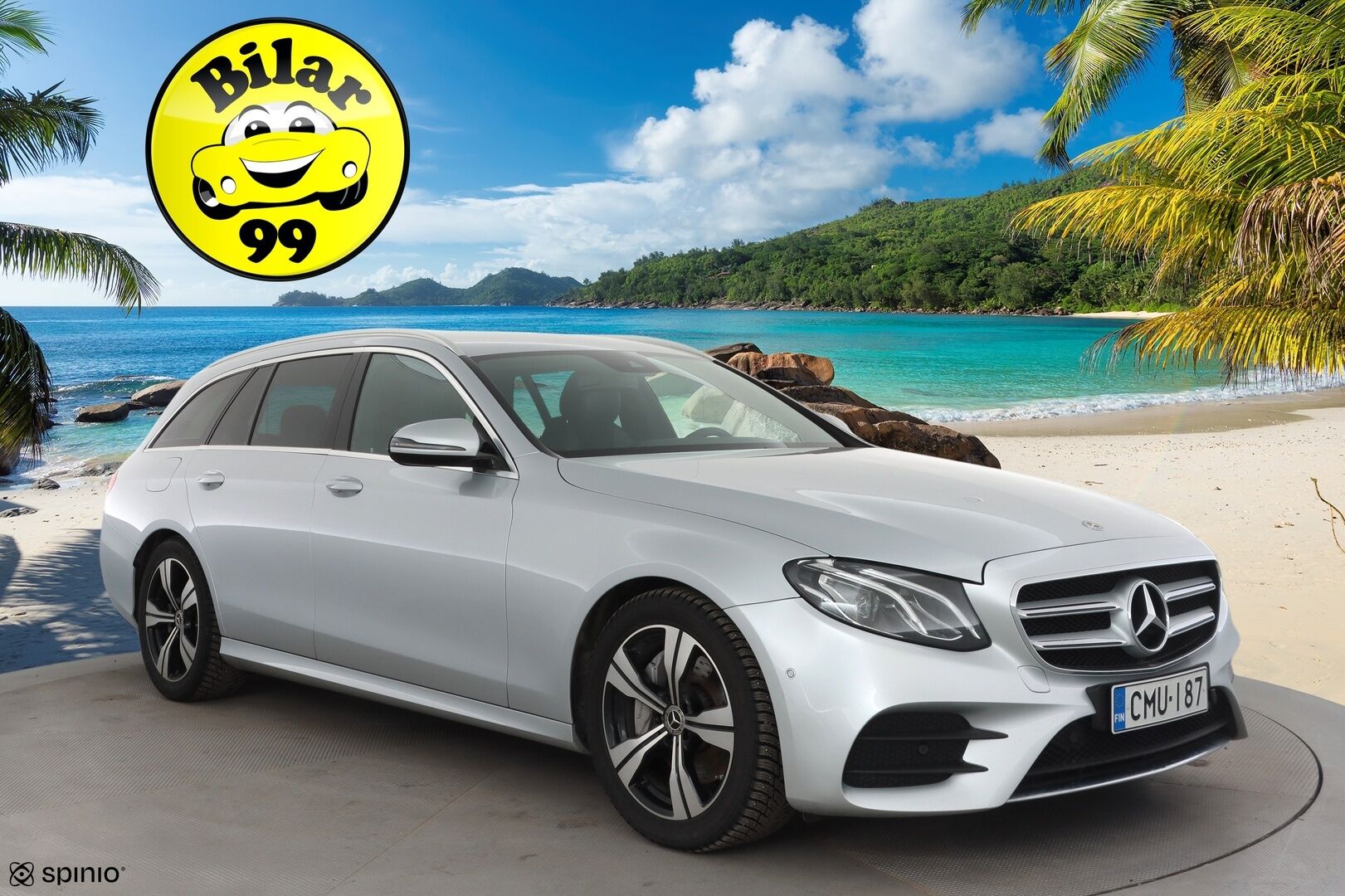 Mercedes-Benz E 2017 200 T A AMG * Vakkari / P.kamera / Lohko+Sisä / Widescreen / Sporttipenkit / Sähköluukku / Navi * - Kahdet renkaat aluvanteilla / Merkkihuollettu