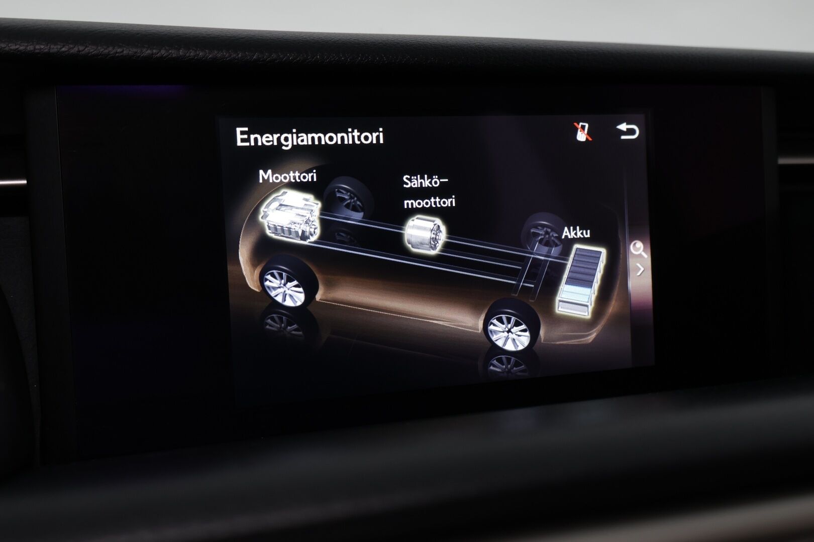 Lexus IS 2015 300h Comfort Business ** Osanahat / Navi / Kamera / Vakkari