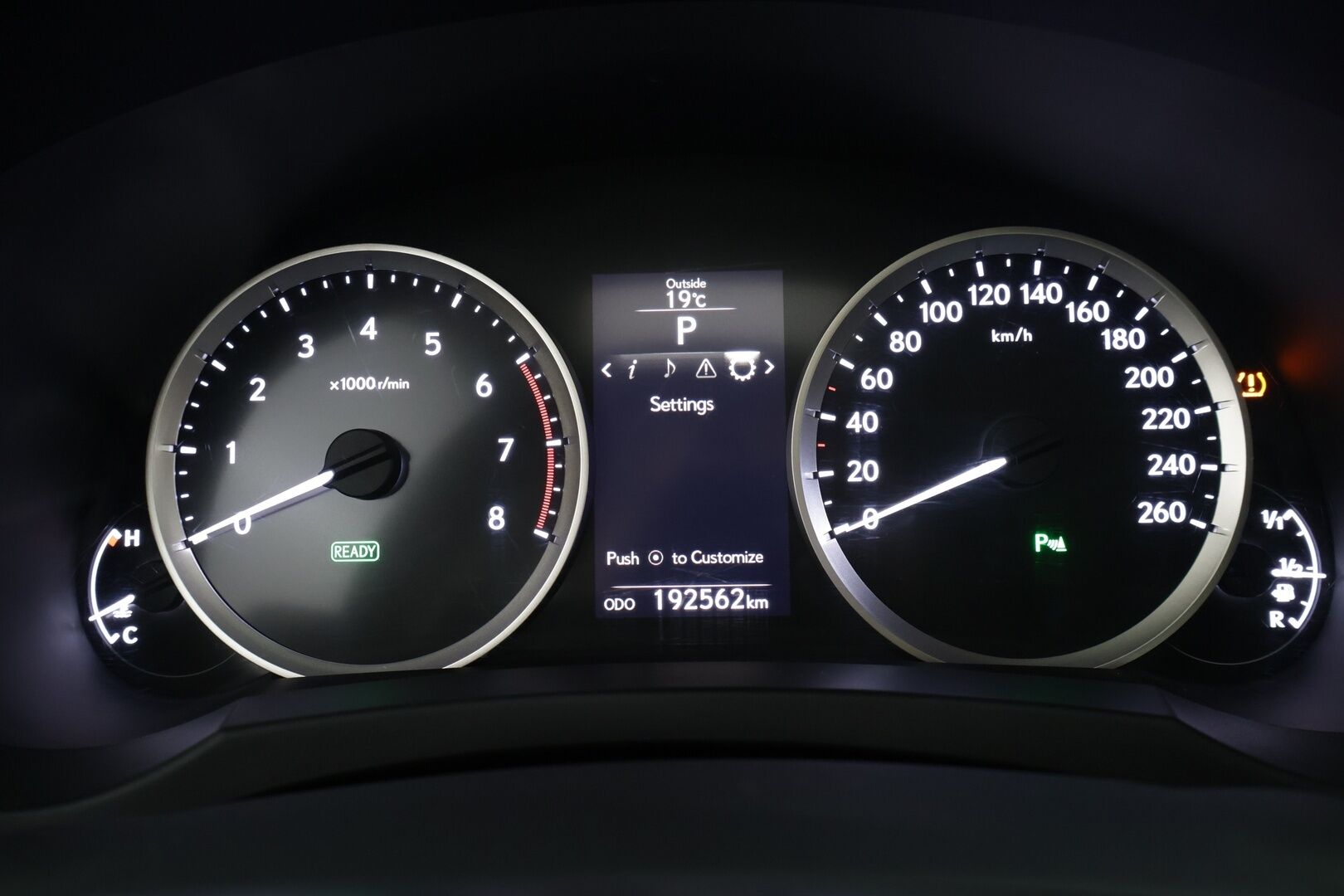 Lexus IS 2015 300h Comfort Business ** Osanahat / Navi / Kamera / Vakkari