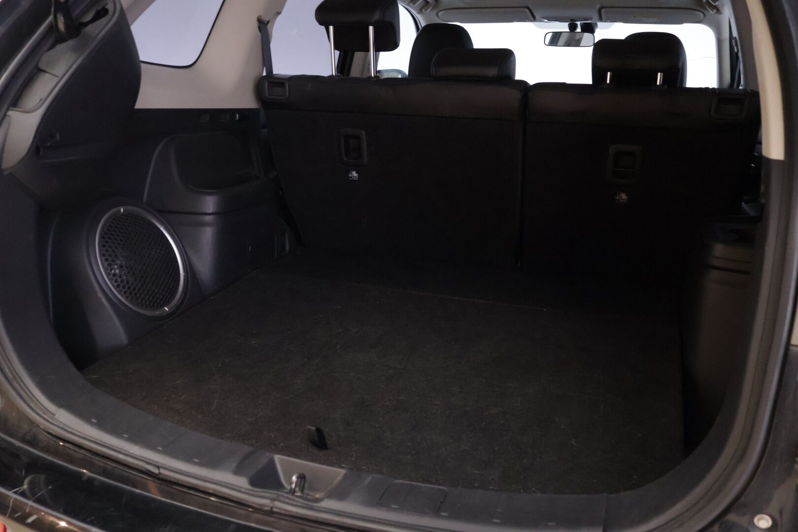 Mitsubishi OUTLANDER PHEV 2014 Instyle Navi 4WD 5P *Rockford Fosgate / Peruutuskamera / Koukku / Nahkasisusta / S.kontti / Navi* - Juuri huollettu ja leimattu! / 2xalumiini vantein