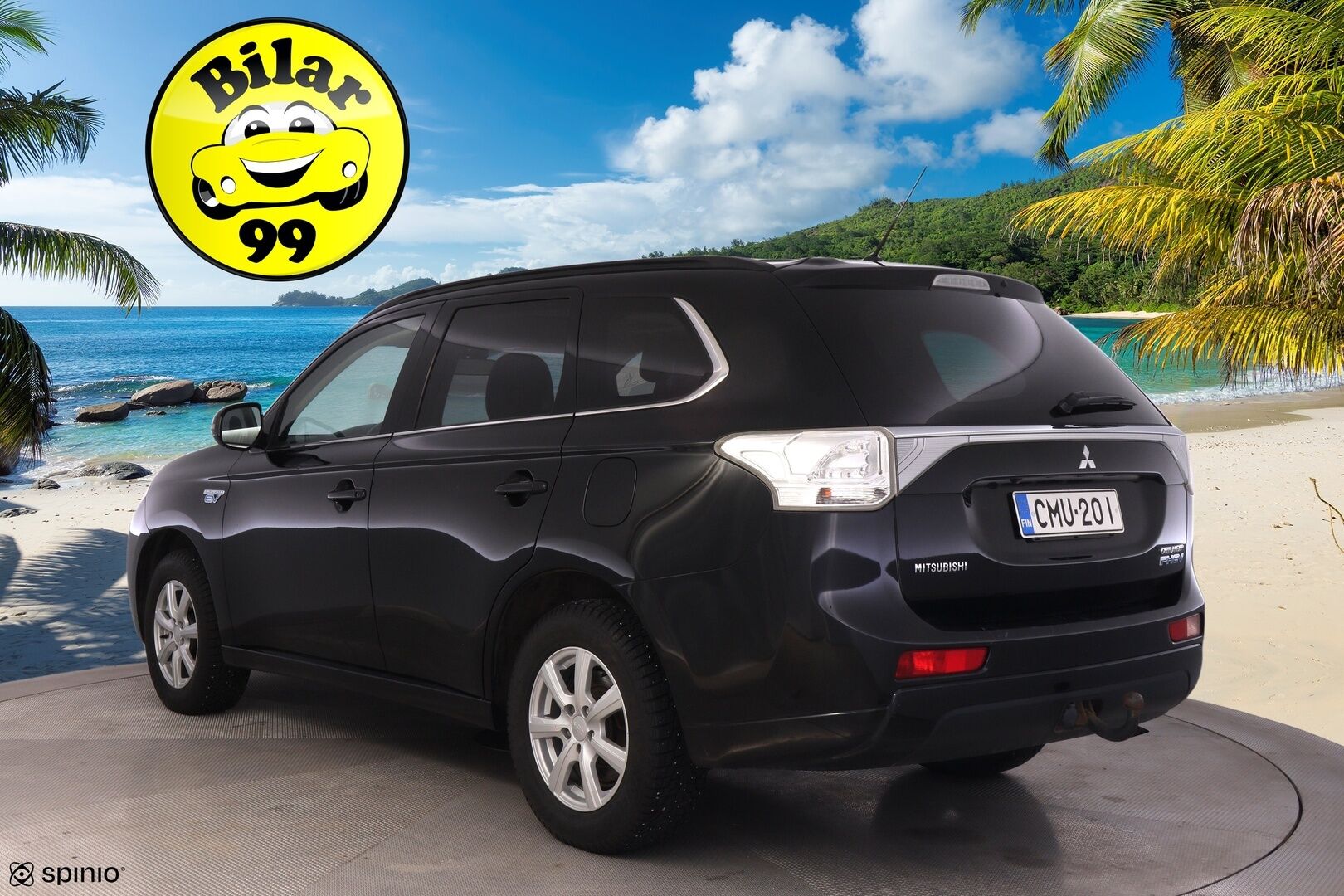 Mitsubishi OUTLANDER PHEV 2014 Instyle Navi 4WD 5P *Rockford Fosgate / Peruutuskamera / Koukku / Nahkasisusta / S.kontti / Navi* - Juuri huollettu ja leimattu! / 2xalumiini vantein