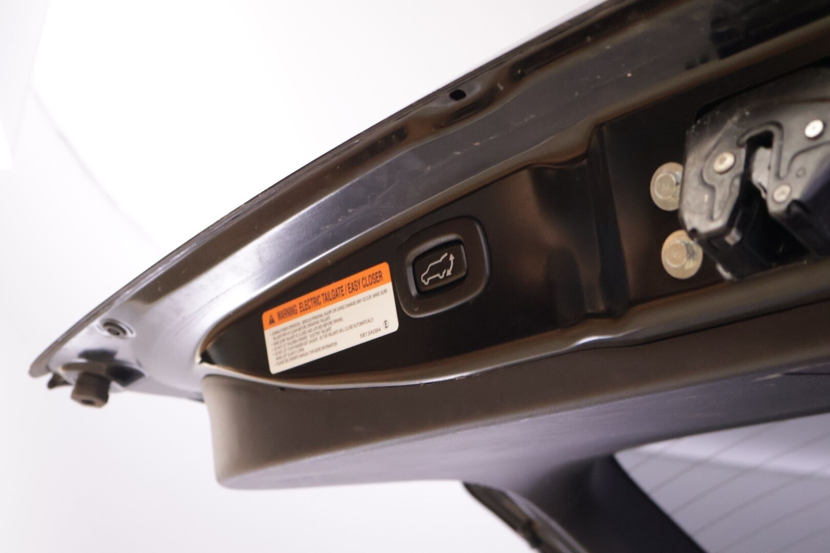 Mitsubishi OUTLANDER PHEV 2014 Instyle Navi 4WD 5P *Rockford Fosgate / Peruutuskamera / Koukku / Nahkasisusta / S.kontti / Navi* - Juuri huollettu ja leimattu! / 2xalumiini vantein