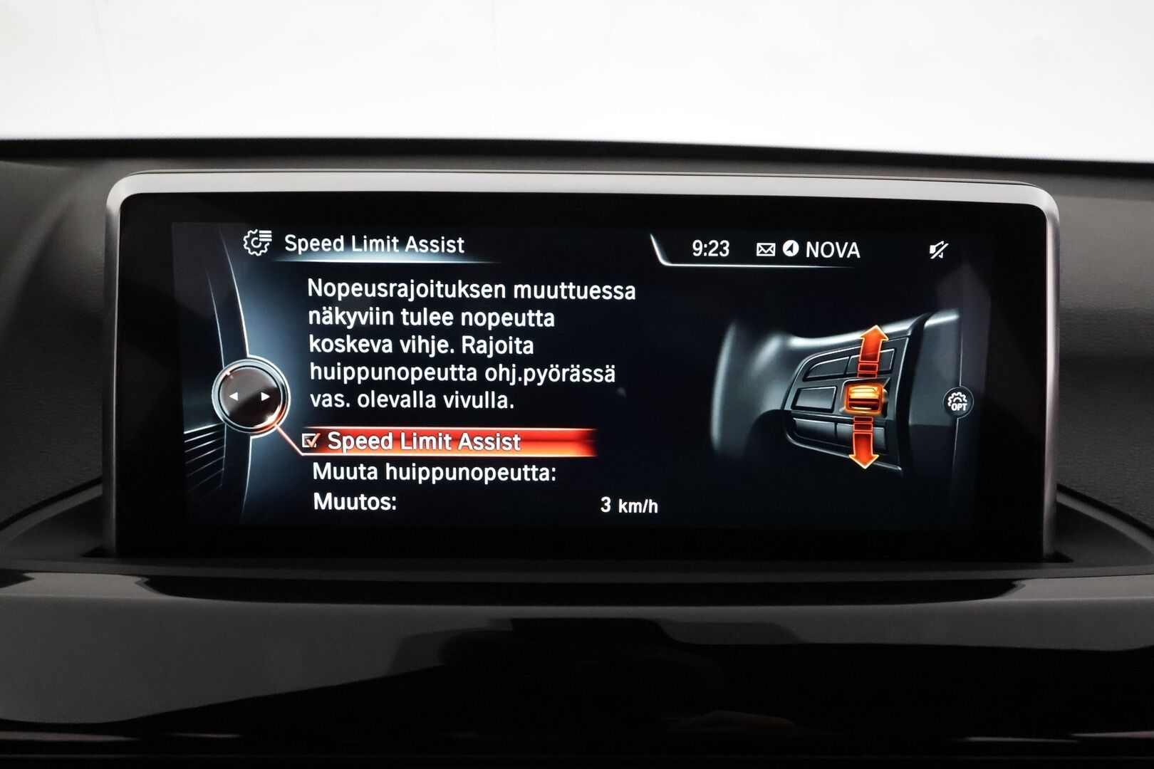 BMW X1 2016 F48 xDrive25dA Xline *ACC / Harman&Kardon / Panorama / HUD / Muistipenkit / ComfortAccess / P.kamera / Koukku* - Hyvät varusteet! 