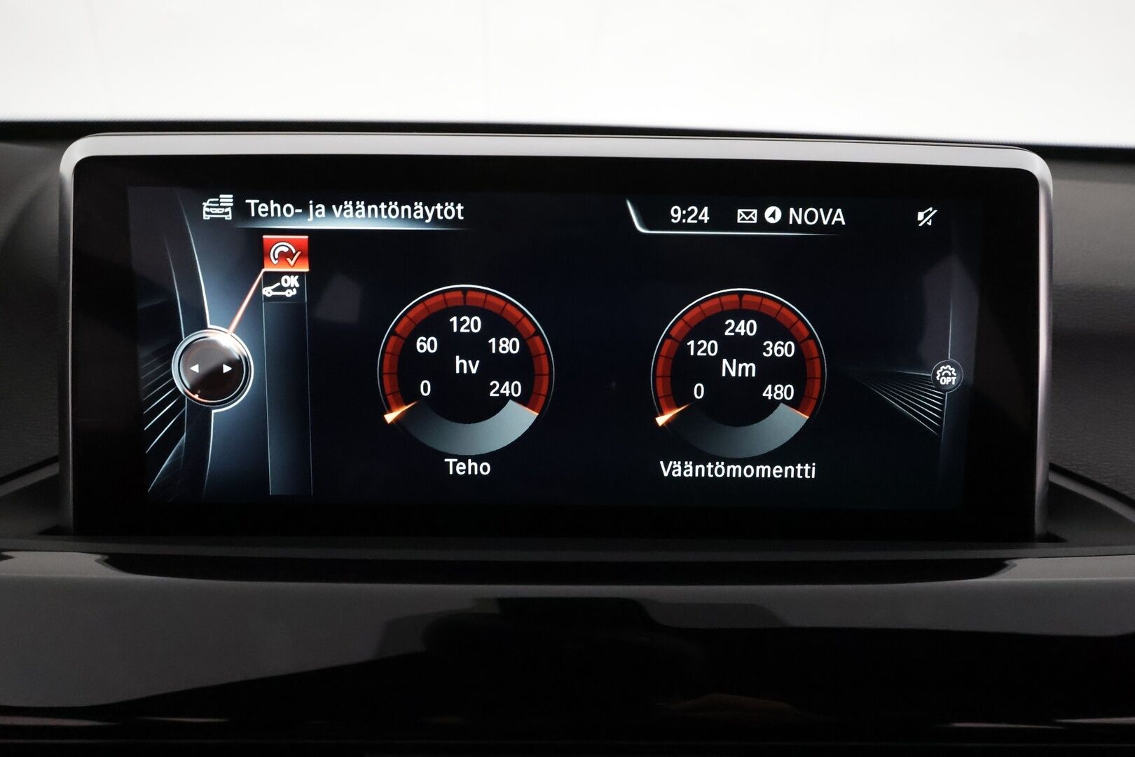 BMW X1 2016 F48 xDrive25dA Xline *ACC / Harman&Kardon / Panorama / HUD / Muistipenkit / ComfortAccess / P.kamera / Koukku* - Hyvät varusteet! 