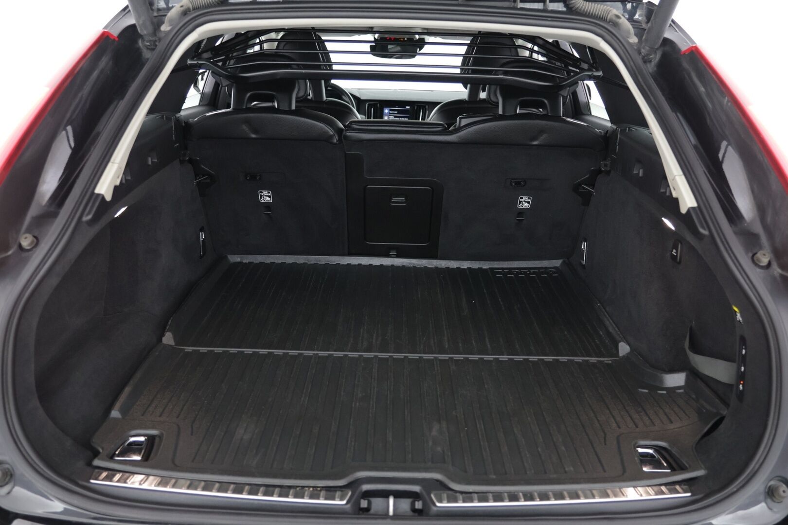 Volvo V90 2017 D4 Business aut - | Puolinahat | Ei ad-blue järjestelmää | Pilot assist | Turvallinen perhefarkku