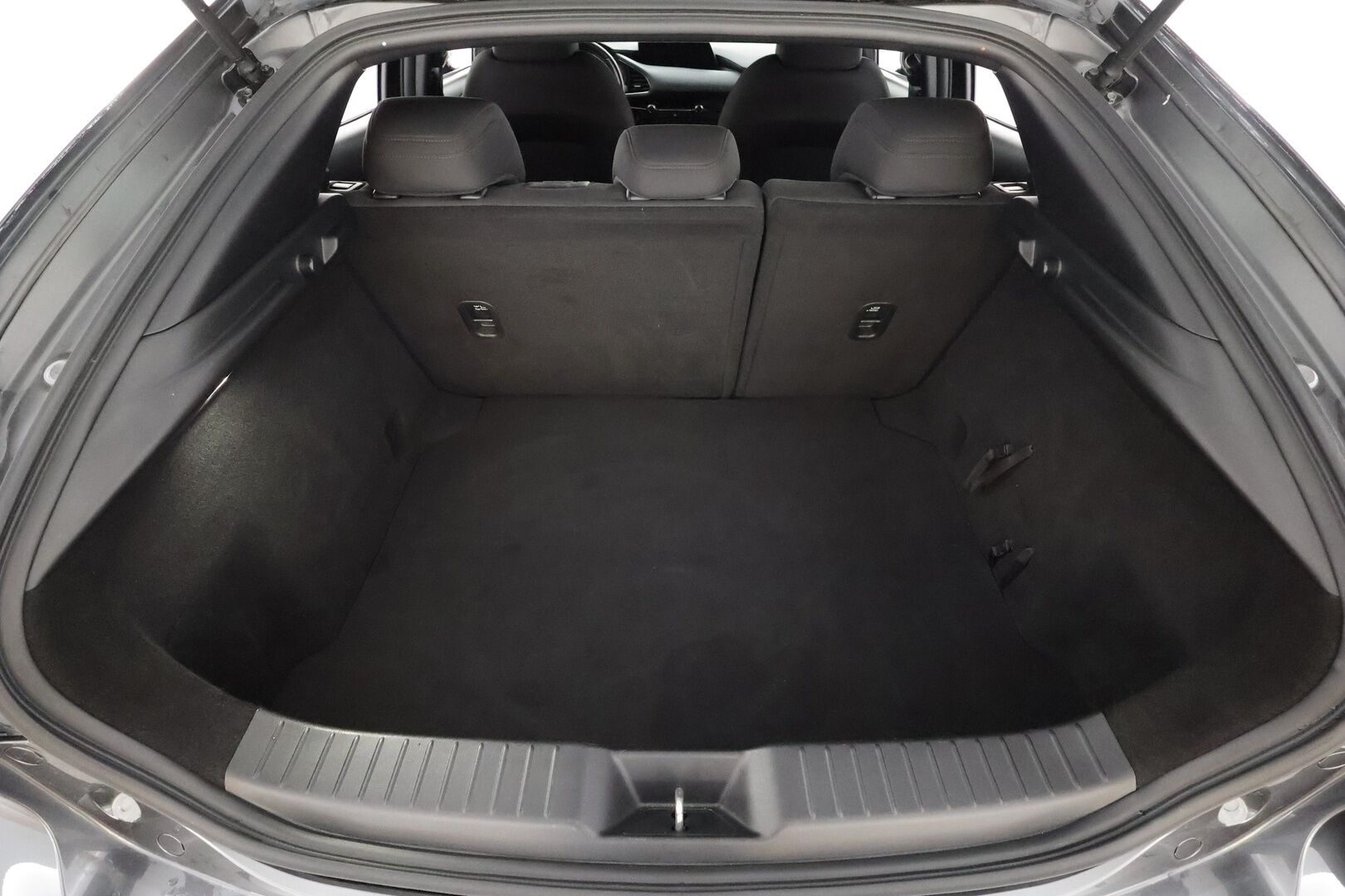 Mazda 3 2020 Hatchback 2,0 SKYACTIV-G Vision Plus Business AT * Webasto / ACC / LED / P.Kamera / Navi / Kaistavahti / Keyless * - HUD / Suomi-auto / Kahdet renkaat aluvanteilla