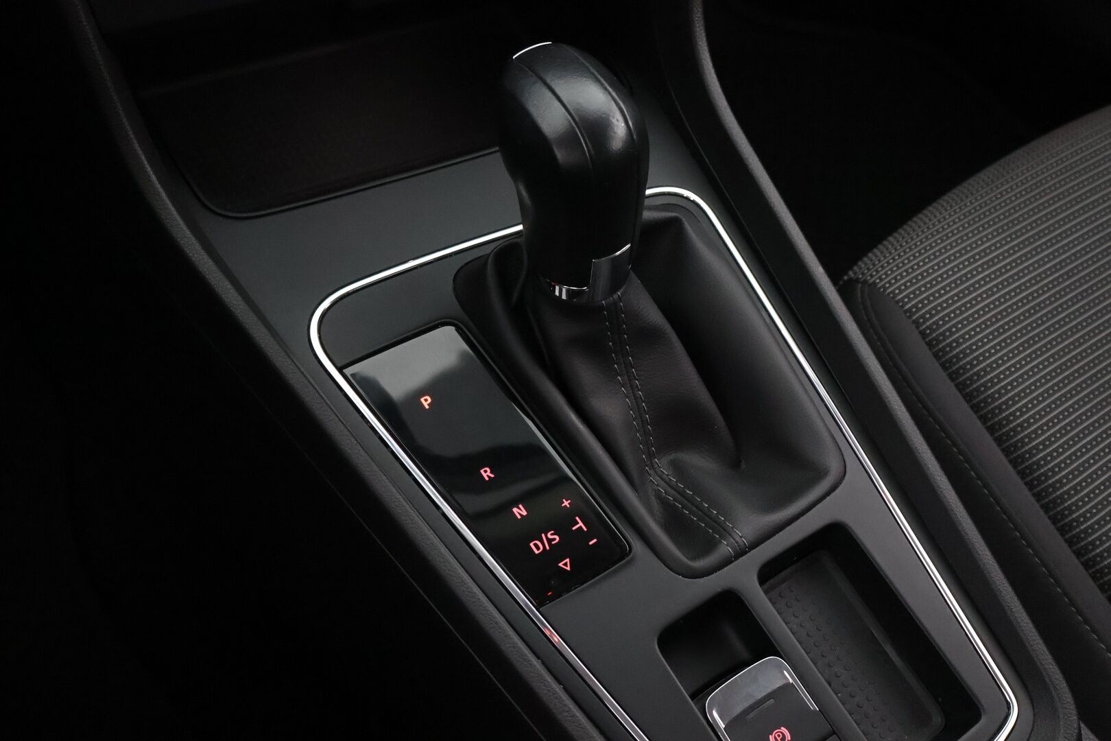 Seat Leon ST 2019 1,5 TGI 131 Style Business DSG - Suomiauto / Adapt.Vakkari / Vetokoukku / Lohko & Sisäpistoke / Tulossa Myyntiin!
