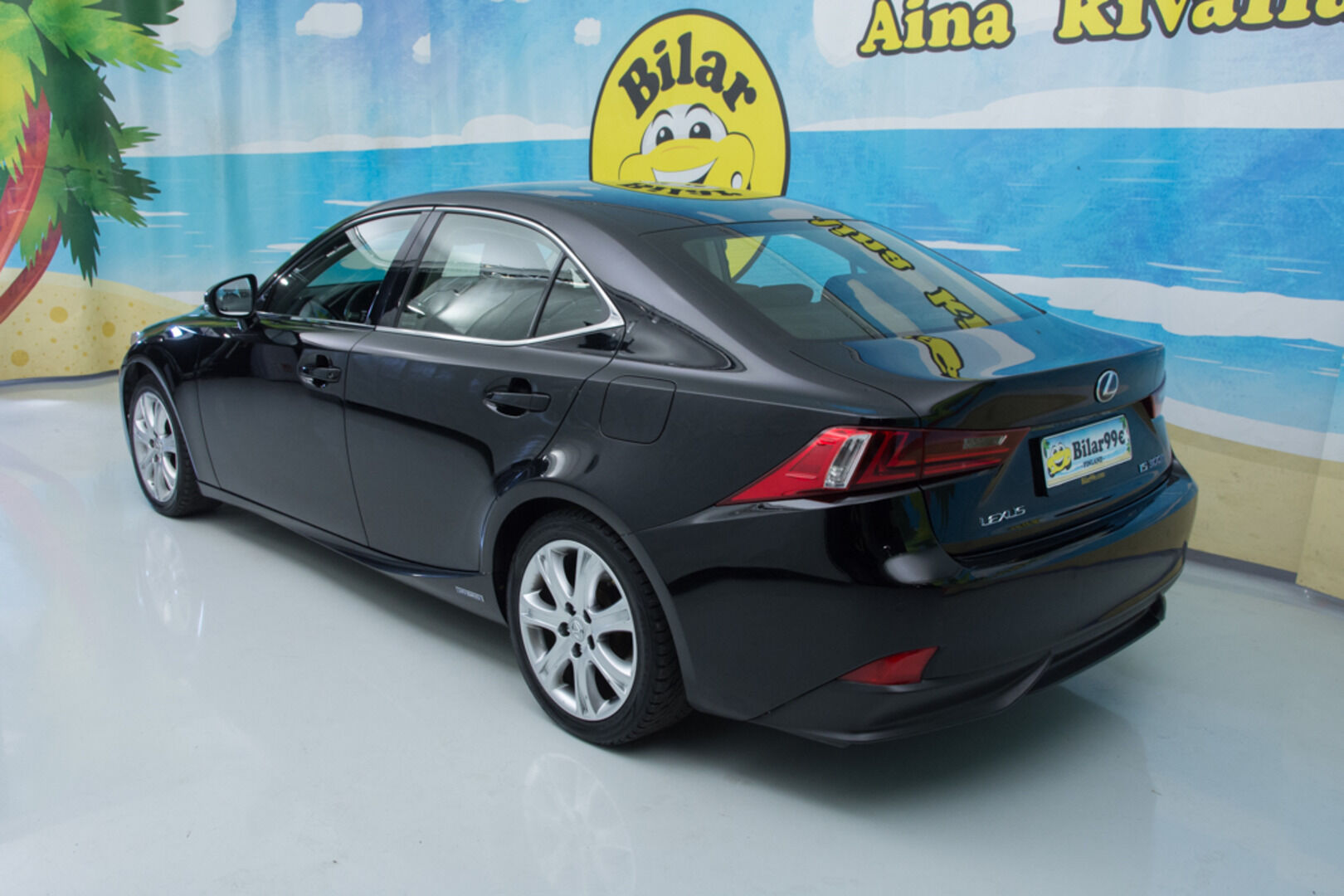 Lexus IS 2014 300h Comfort Business *Ratin lämmitin / Vakkari / P.tutkat / Puolnahat / BT-media * - Tuonti auto (Ruotsi) Avaimeton käynnistys / Lämmitettävä tuulilasi /Navigointijärjestelmä / Penkinlämmittimet / Sport-ohjauspyörä ratinlämmityksellä ja vaihteenvalitsimilla / 2xRenkaat / 2x avaimet * - HULLUT AVAJAISHULINAT KORKOTARJOUS 3,29 %