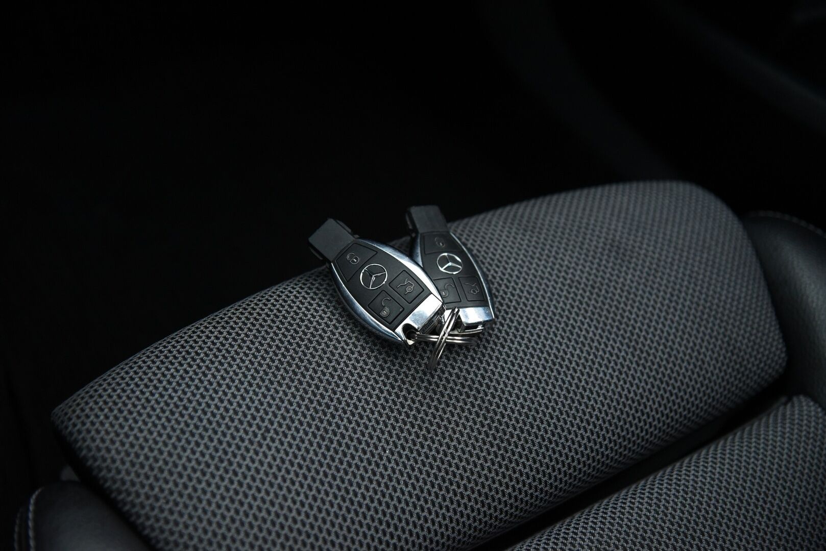 Mercedes-Benz C 2017 350 e T A Premium Business / DTR+Q / Koukku / Burmester / LED IHC+ / 360-kamera / - Panorama / Huippu varusteltu! 