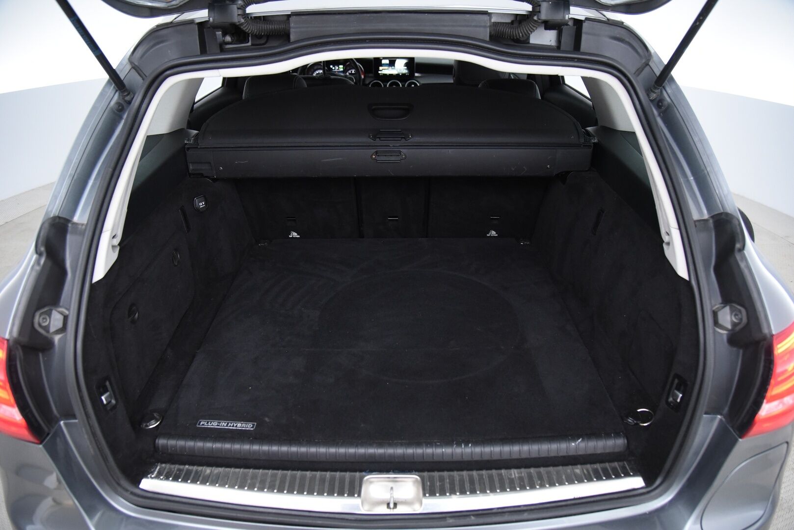 Mercedes-Benz C 2017 350 e T A Premium Business / DTR+Q / Koukku / Burmester / LED IHC+ / 360-kamera / - Panorama / Huippu varusteltu! 