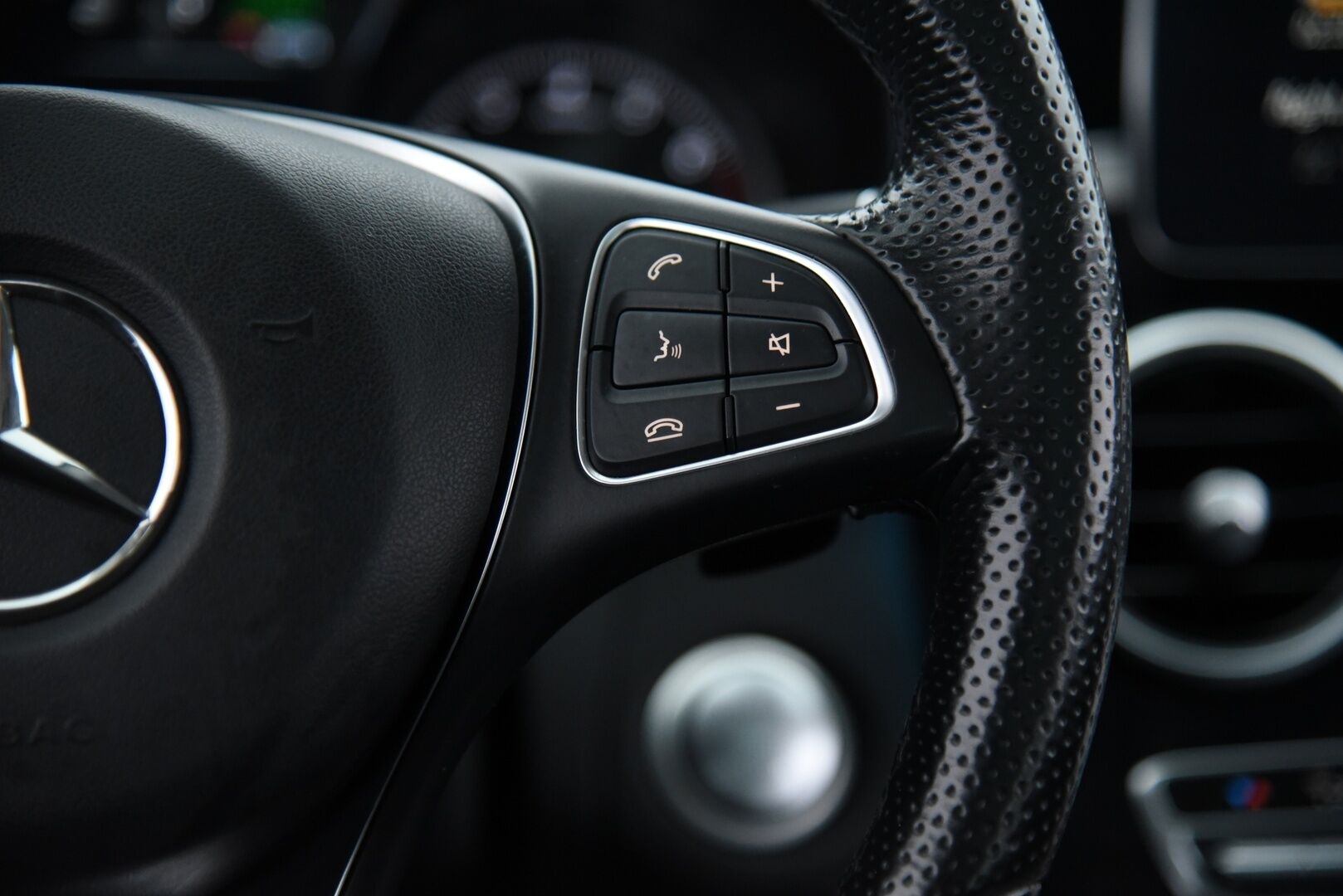 Mercedes-Benz C 2017 350 e T A Premium Business / DTR+Q / Koukku / Burmester / LED IHC+ / 360-kamera / - Panorama / Huippu varusteltu! 