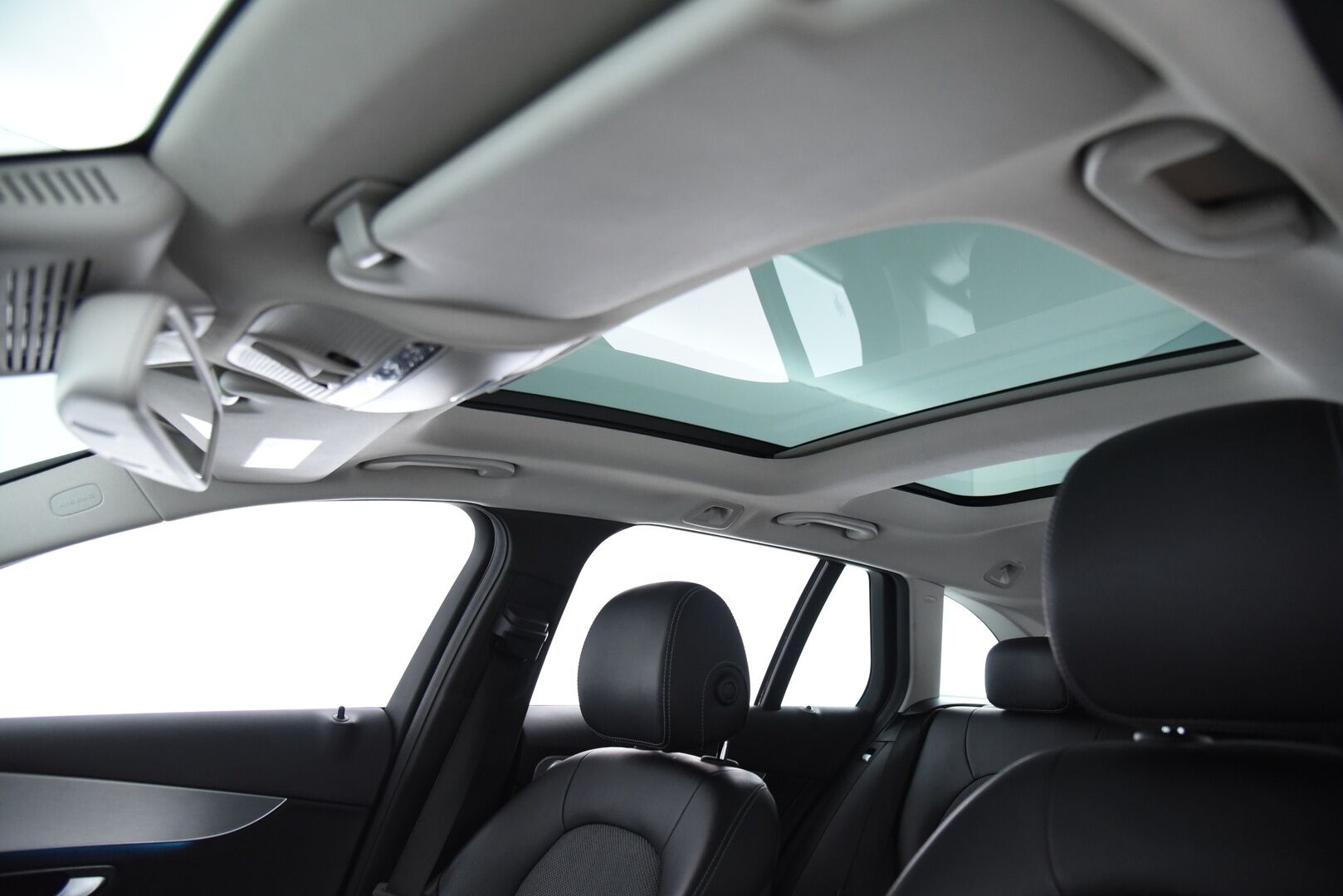 Mercedes-Benz C 2017 350 e T A Premium Business / DTR+Q / Koukku / Burmester / LED IHC+ / 360-kamera / - Panorama / Huippu varusteltu! 