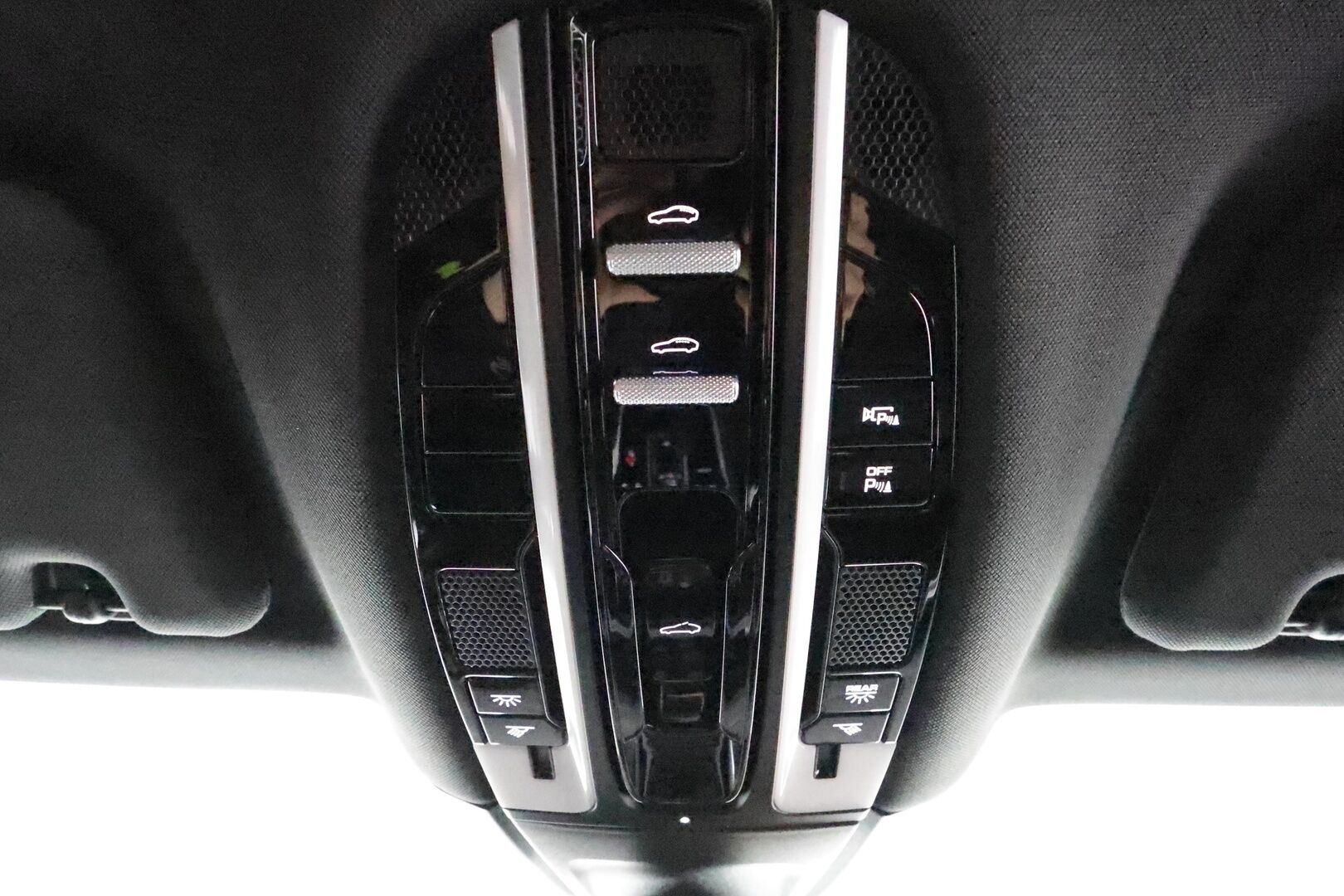 Porsche Panamera 2019 2,9, 4 E-Hybrid SportDesign **Suomi-auto / Panorama / Adapt.vakkari / 360° Kamera / HUD / 14-ist** - Bose / Sport-Putkisto / PDLS+ / Navi / Kaistavahti / KeylessGO / 2x Renkaat