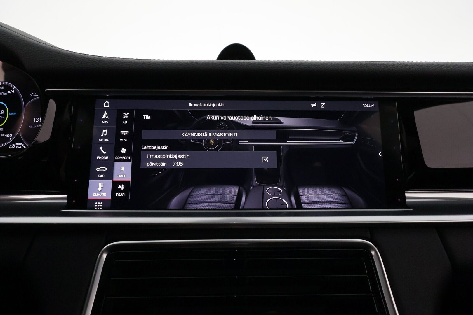 Porsche Panamera 2019 2,9, 4 E-Hybrid SportDesign **1.Om Suomi-auto / Panorama / Adapt.vakkari / 360° Kamera / HUD / 14-ist** - 2,99 % KORKOTARJOUS TÄHÄN AUTOON - Bose / Sport-Putkisto / PDLS+ / Navi / Kaistavahti / KeylessGO / 2x Renkaat