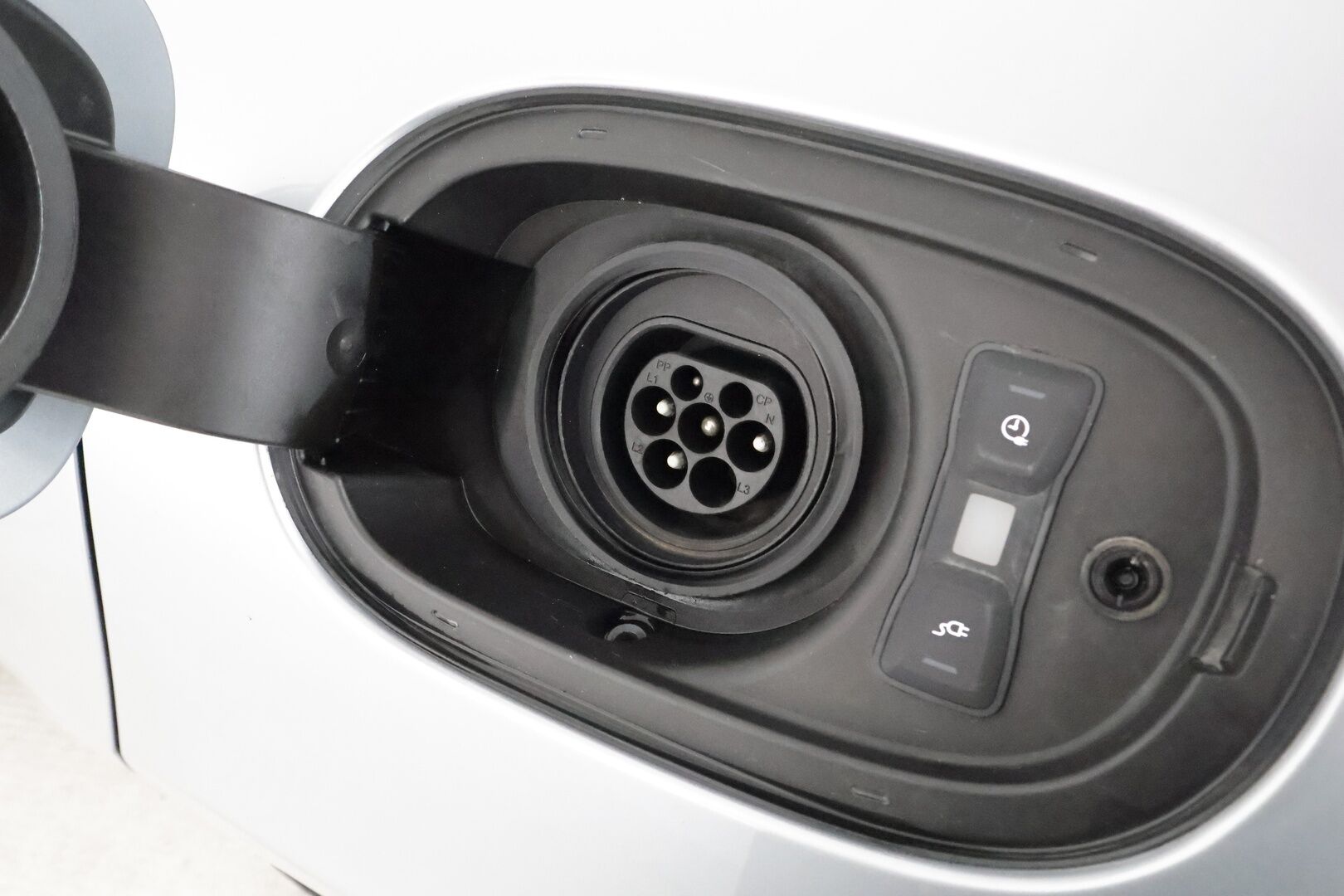 Porsche Panamera 2019 2,9, 4 E-Hybrid SportDesign * Suomi-auto / Imuovet / Panorama / Adapt.vakkari / 360° Kamera / HUD / 14-ist * - Imuovet / Bose / Sport-Putkisto / PDLS+ / Navi / Kaistavahti / KeylessGO / 2x Renkaat - HULLUT AVAJAISHULINAT KORKOTARJOUS 3,29 %