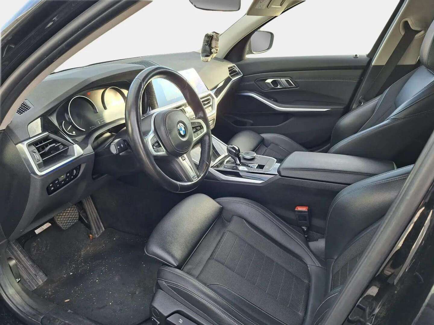 BMW 320 2020 G20 Sedan 320i A Business - | Suomi-auto | Alletaittuva koukku | Lohko+sisäp. | Vakkari | Sport-penkit | Puolinahat | M-Sport ratti | Ratinlämmitin | Tulossa myyntiin! |