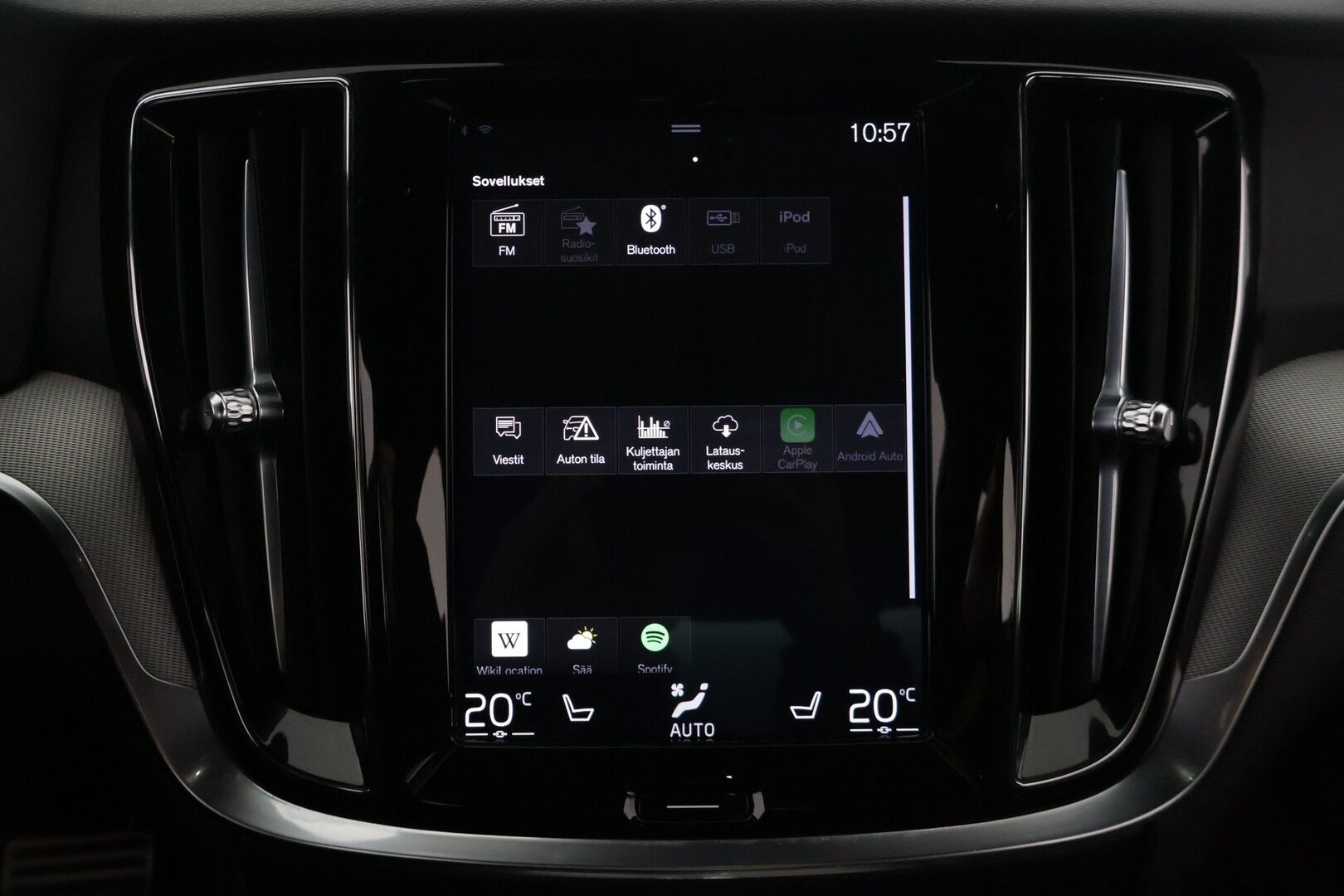 Volvo S60 2020 T5 AWD Business R-Design aut / Webasto / Pilot Assist / P-kamera / Sporttinahat / Muistipenkki / Keyless / Ratinlämmitin - 2-omisteinen Suomi-auto / Merkkihuollettu / Huippuvarusteet!