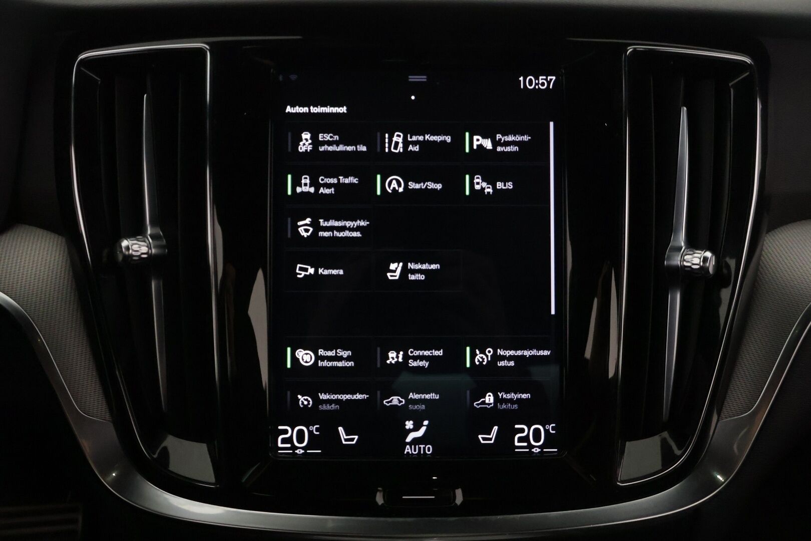 Volvo S60 2020 T5 AWD Business R-Design aut / Webasto / Pilot Assist / P-kamera / Sporttinahat / Muistipenkki / Keyless / Ratinlämmitin - 2-omisteinen Suomi-auto / Merkkihuollettu / Huippuvarusteet!