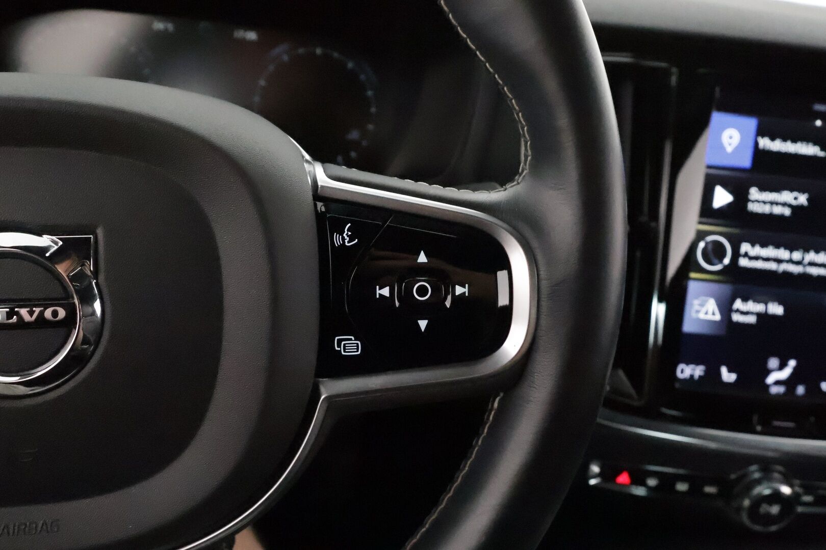 Volvo S60 2019 T5 AWD Business R-Design **Webasto / Adapt.Vakkari / LED-valot / P.Tutkat / Sporttipenkki Muistilla /  Kaistavahti* - 3,99 % KORKOTARJOUS TÄHÄN AUTOON - 1-om Suomi-auto / Kahdet Renkaat
