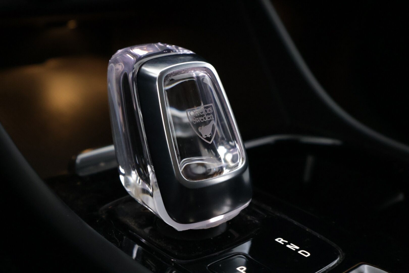 Volvo XC40 2020 D3 Business Inscription aut *Webasto / VOC / ACC / S.Koukku / LED / P.Kamera* - *Merkkihuollettu!! / Kahdet hyvät renkaat / S.Luukku / Nahkasisusta*