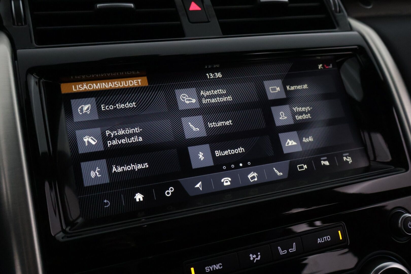 Land Rover Discovery 2019 2,0 Sd4 HSE Aut LE * Vetokoukku / Merdian / Webasto / Panorama / P-Kamera / BLIS / Muistipenkki / Nahkasisusta * - Suomi-auto / Kattotelineet / Seuraava katsastus 10/2027