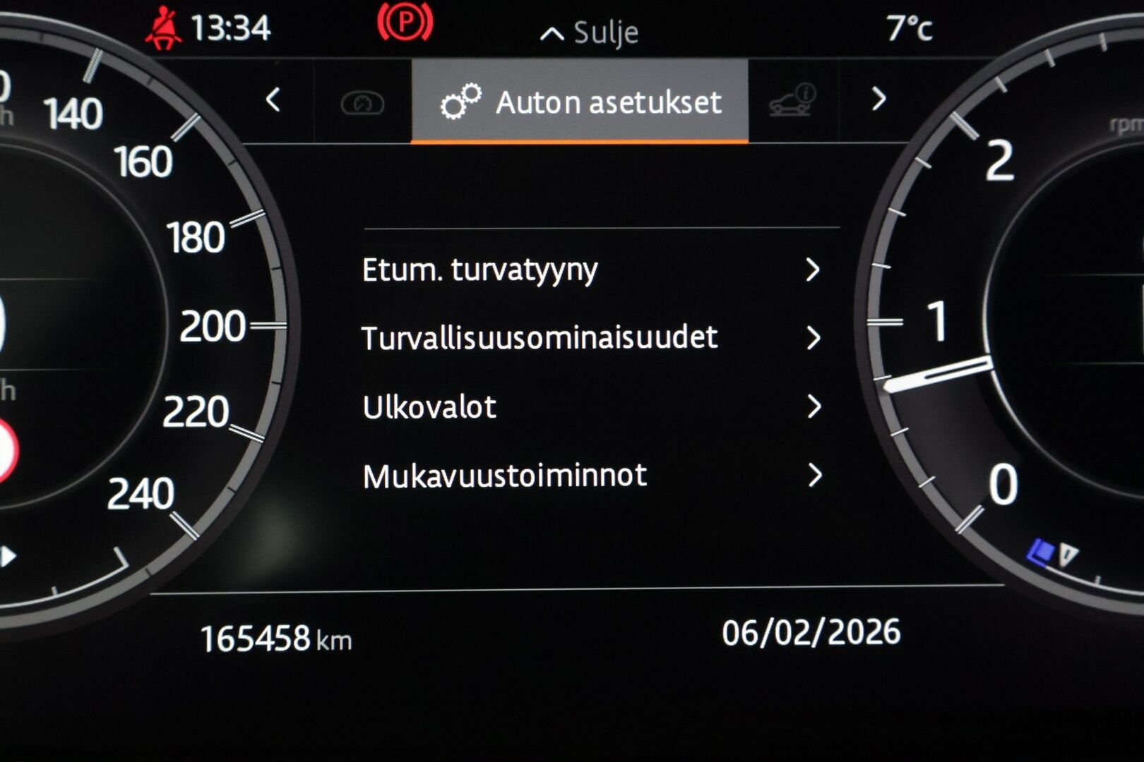 Land Rover Discovery 2019 2,0 Sd4 HSE Aut LE * Vetokoukku / Merdian / Webasto / Panorama / P-Kamera / BLIS / Muistipenkki / Nahkasisusta * - Suomi-auto / Kattotelineet / Seuraava katsastus 10/2027