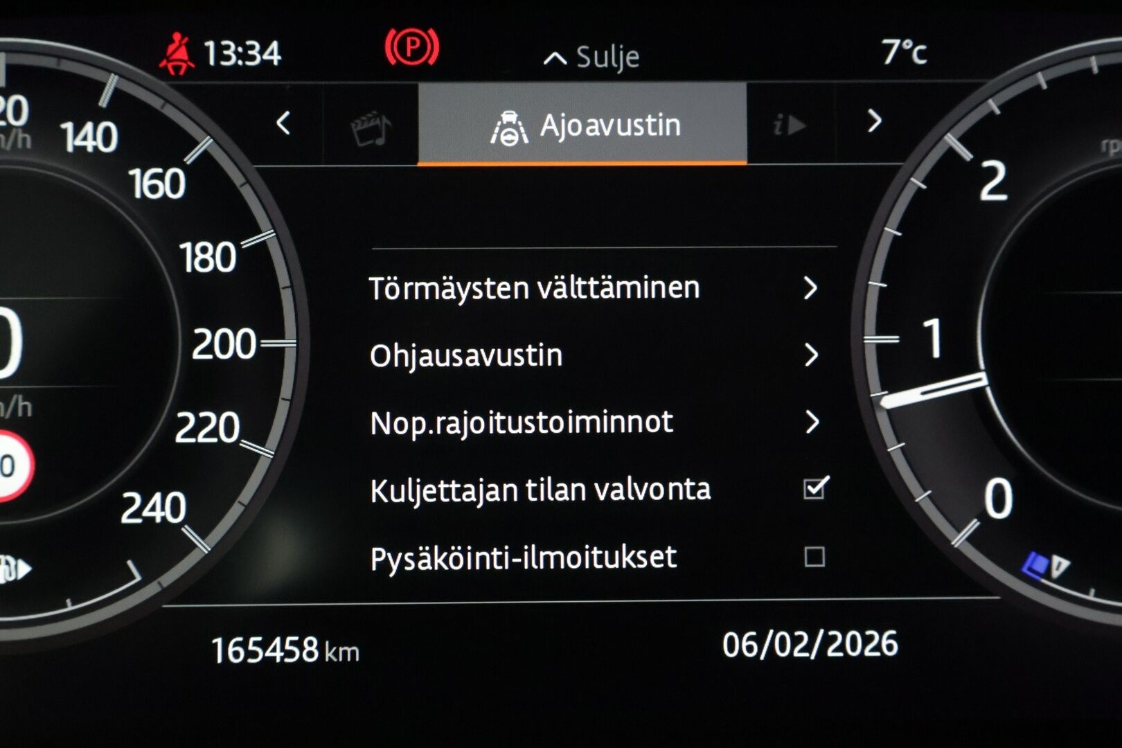 Land Rover Discovery 2019 2,0 Sd4 HSE Aut LE * Vetokoukku / Merdian / Webasto / Panorama / P-Kamera / BLIS / Muistipenkki / Nahkasisusta * - Suomi-auto / Kattotelineet / Seuraava katsastus 10/2027