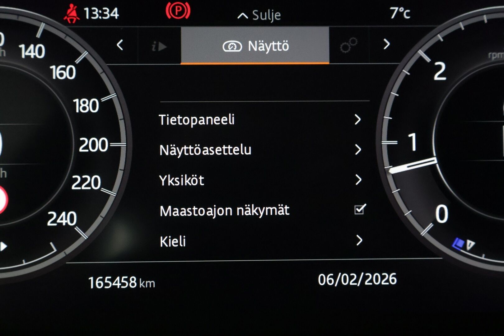 Land Rover Discovery 2019 2,0 Sd4 HSE Aut LE * Vetokoukku / Merdian / Webasto / Panorama / P-Kamera / BLIS / Muistipenkki / Nahkasisusta * - Suomi-auto / Kattotelineet / Seuraava katsastus 10/2027