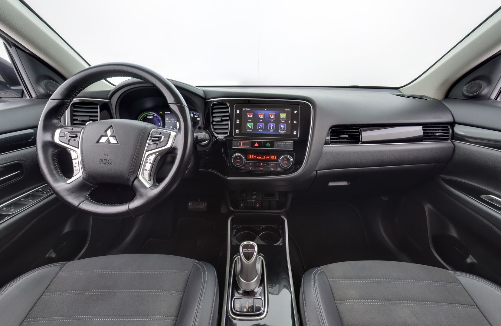 Mitsubishi Outlander PHEV 2019 2.4 Intense 4WD *ACC / Peruutuskamera / Koukku / Sähk.esilämmitin / Nahka-Alcantara / KeylessGo*