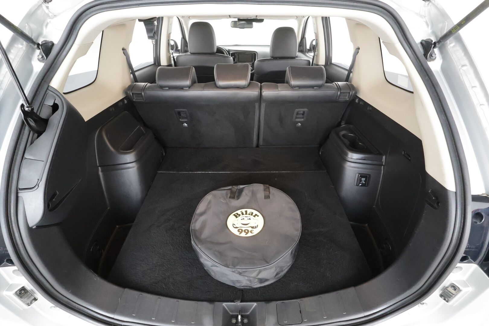 Mitsubishi Outlander PHEV 2019 Intense Business 4WD 5P * ACC / P.kamera / Koukku / Puolinahat / KeylessGo * - Suomi-auto / Kahdet renkaat aluvanteilla / Akku kuntotarkastettu! - HULLUT BLACKWEEK JATKOT - KORKOTARJOUS 2,49%