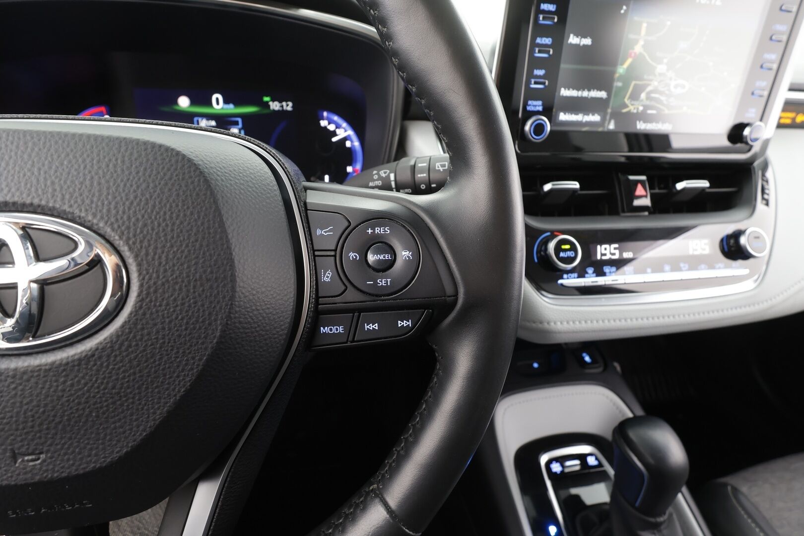Toyota Corolla 2019 Touring Sports 2,0 Hybrid Style - | ACC | Navi | Puolinahat | P.kamera | LED | Keyless | Lämm. ratti | Lohko + sisälämmitin | Merkkihuollot | 
