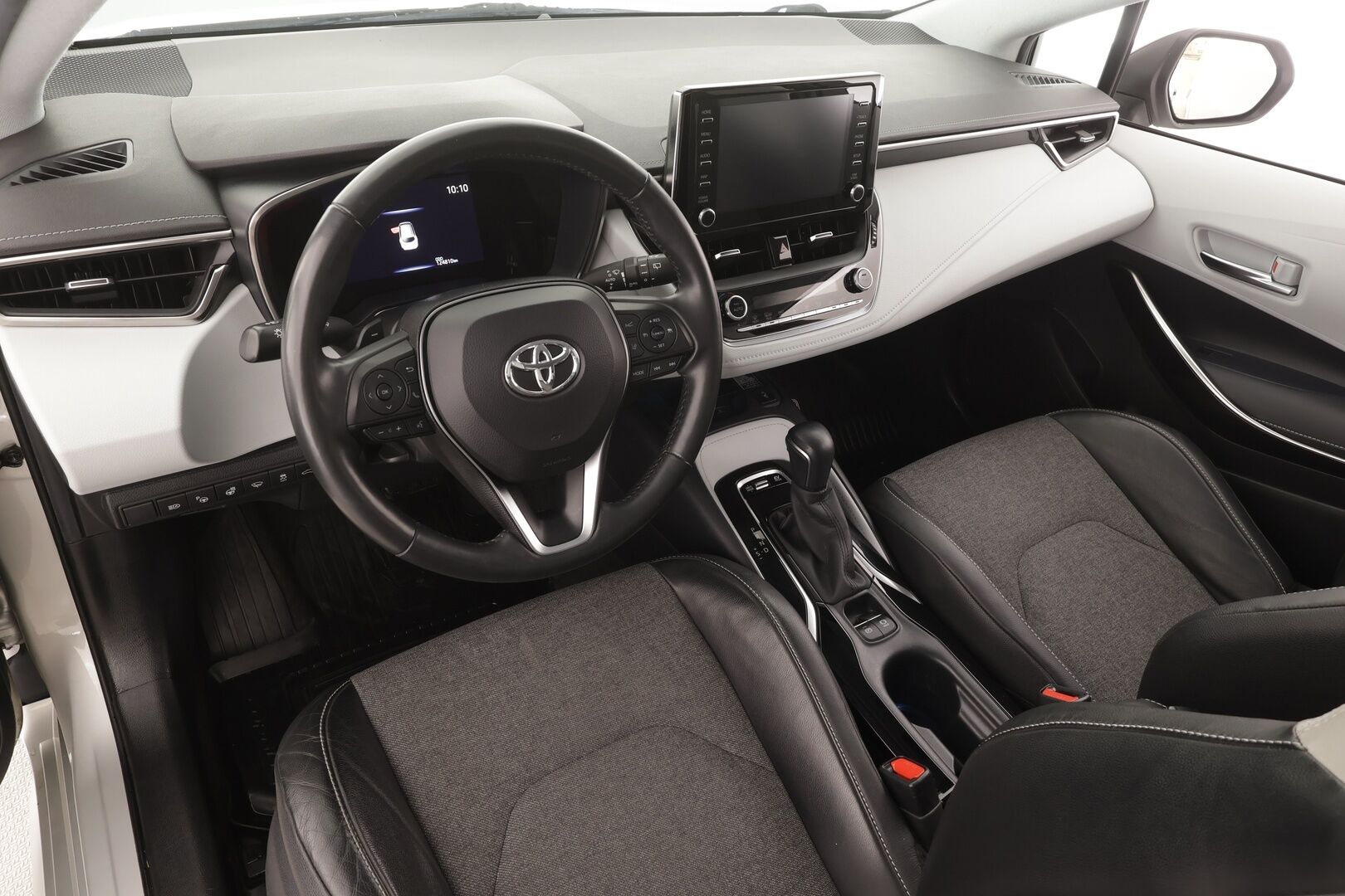 Toyota Corolla 2019 Touring Sports 2,0 Hybrid Style - | ACC | Navi | Puolinahat | P.kamera | LED | Keyless | Lämm. ratti | Lohko + sisälämmitin | Merkkihuollot | 